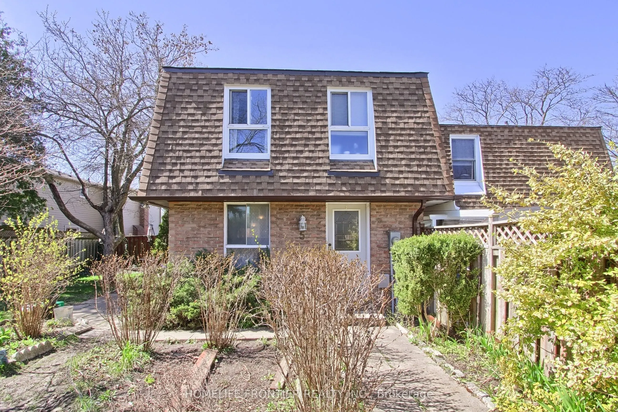 5 Penwick Crescent