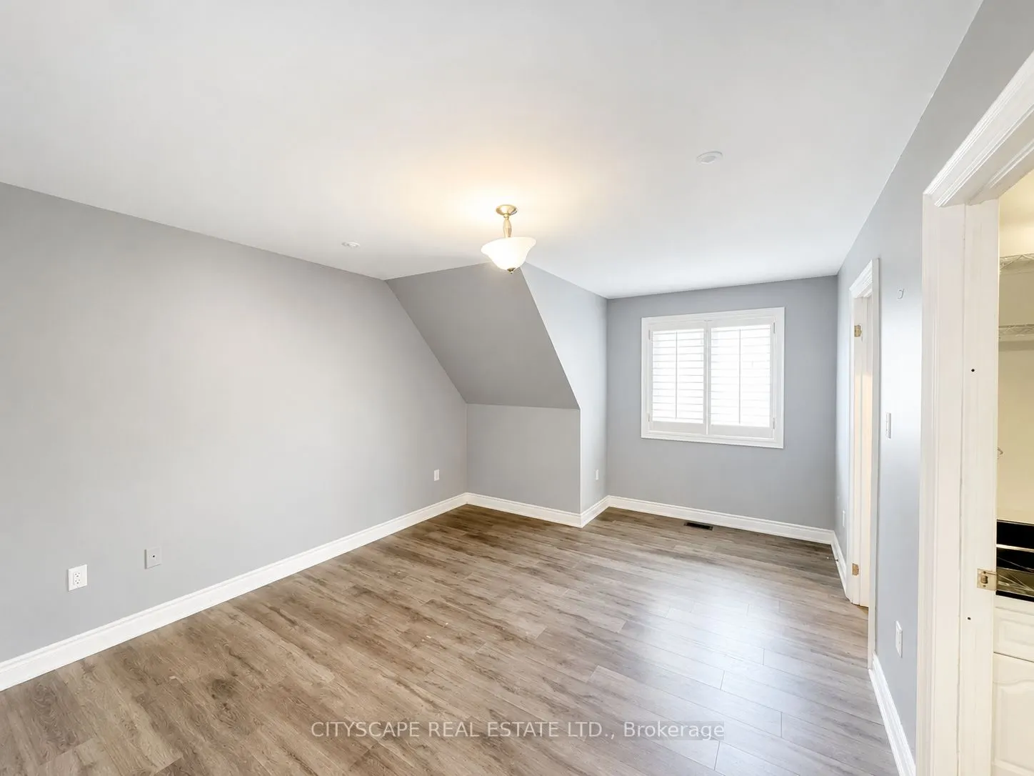 369 Coventry Hill Trail