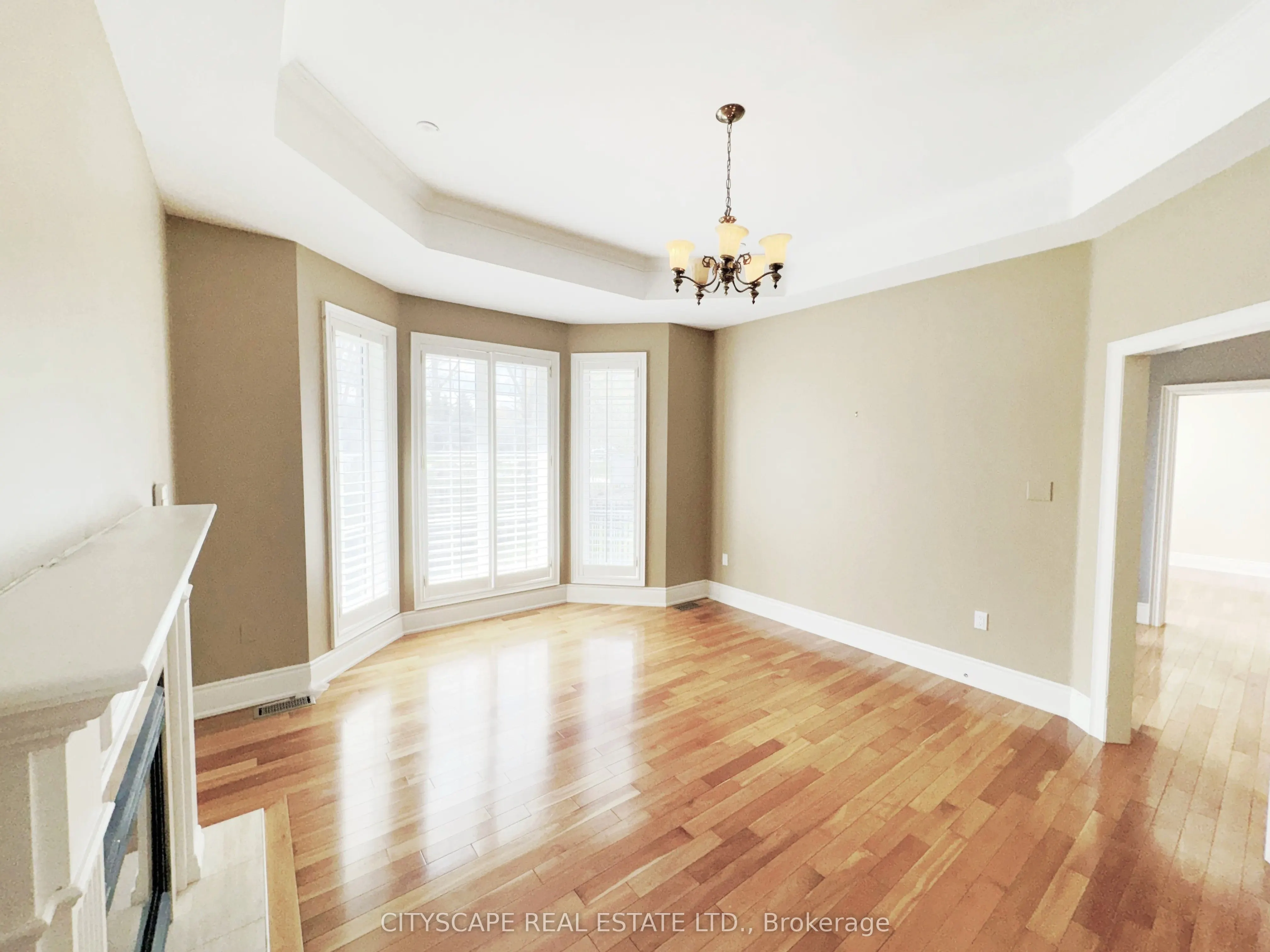 369 Coventry Hill Trail