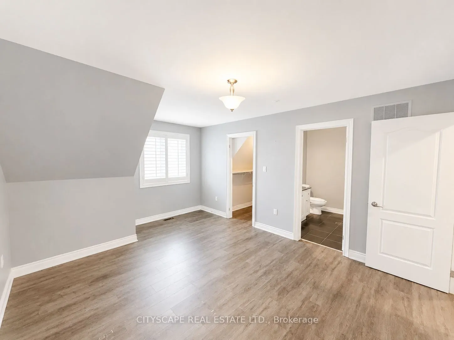 369 Coventry Hill Trail