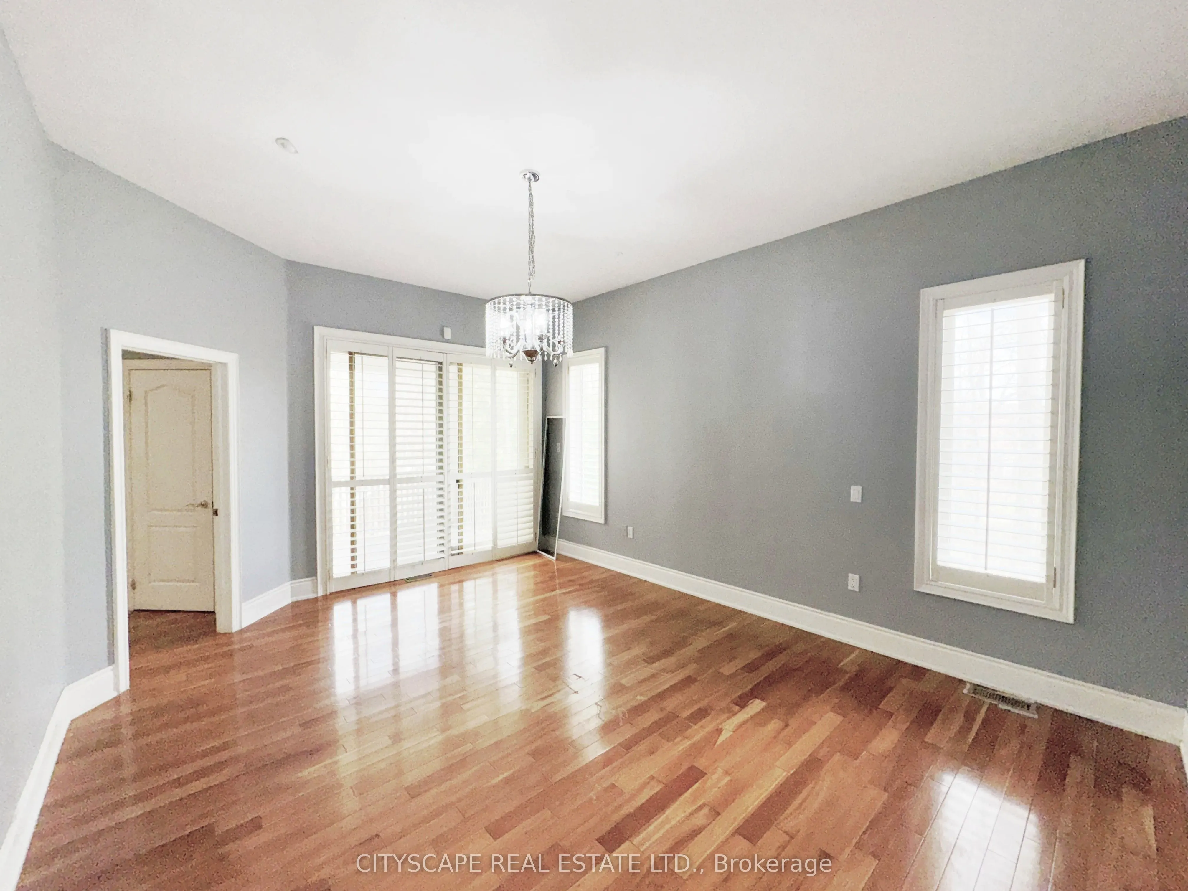 369 Coventry Hill Trail