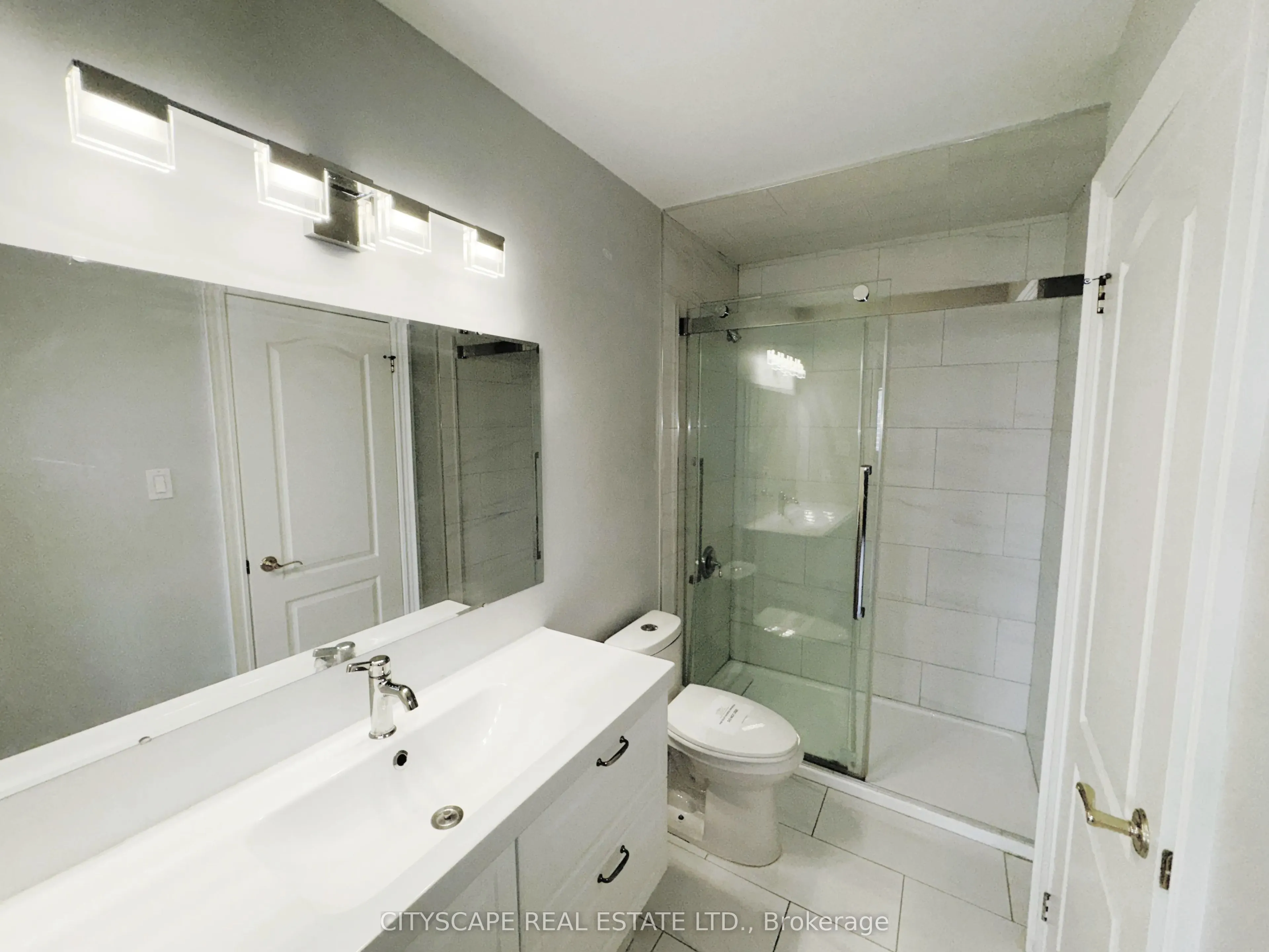 369 Coventry Hill Trail
