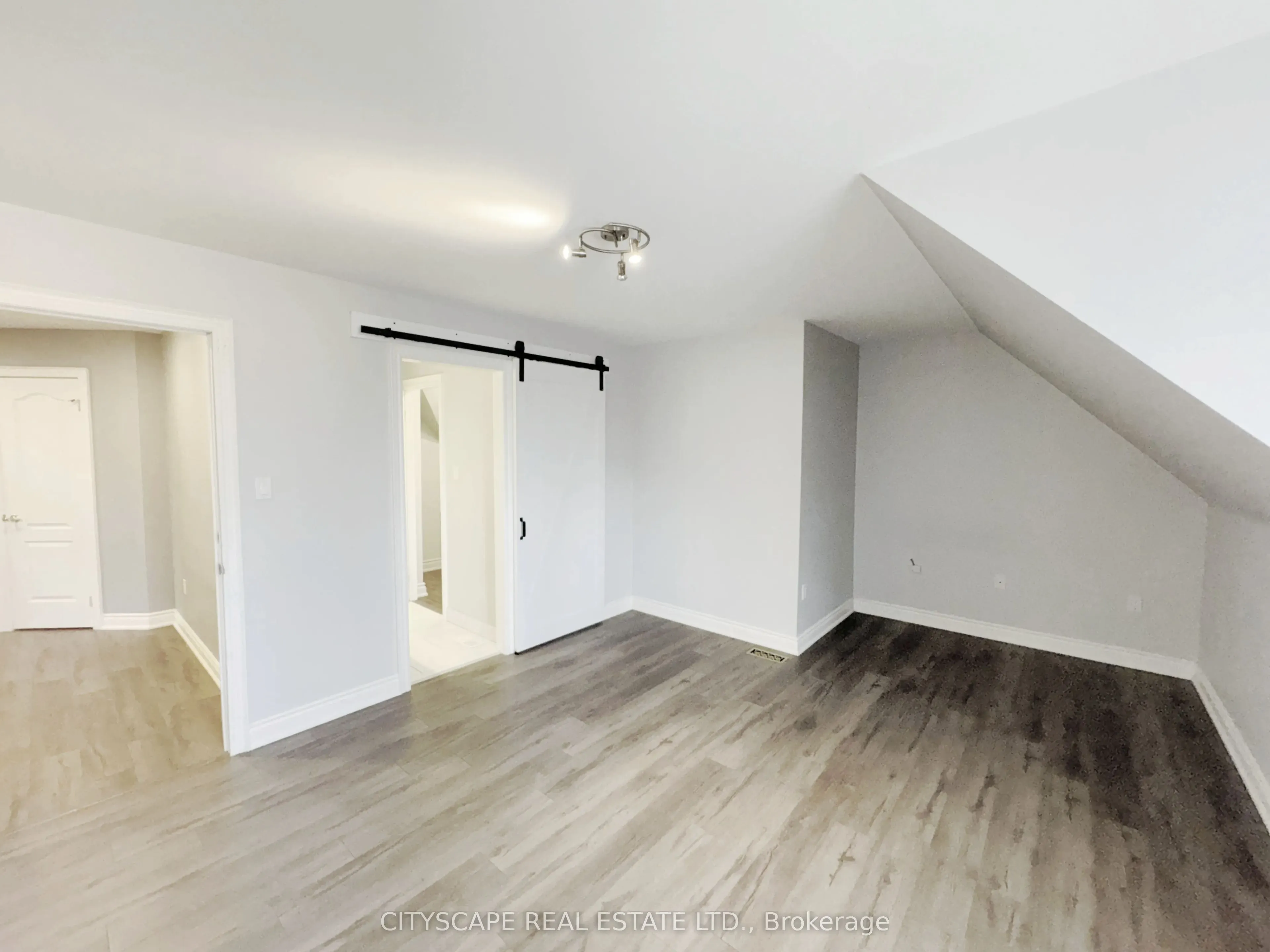 369 Coventry Hill Trail