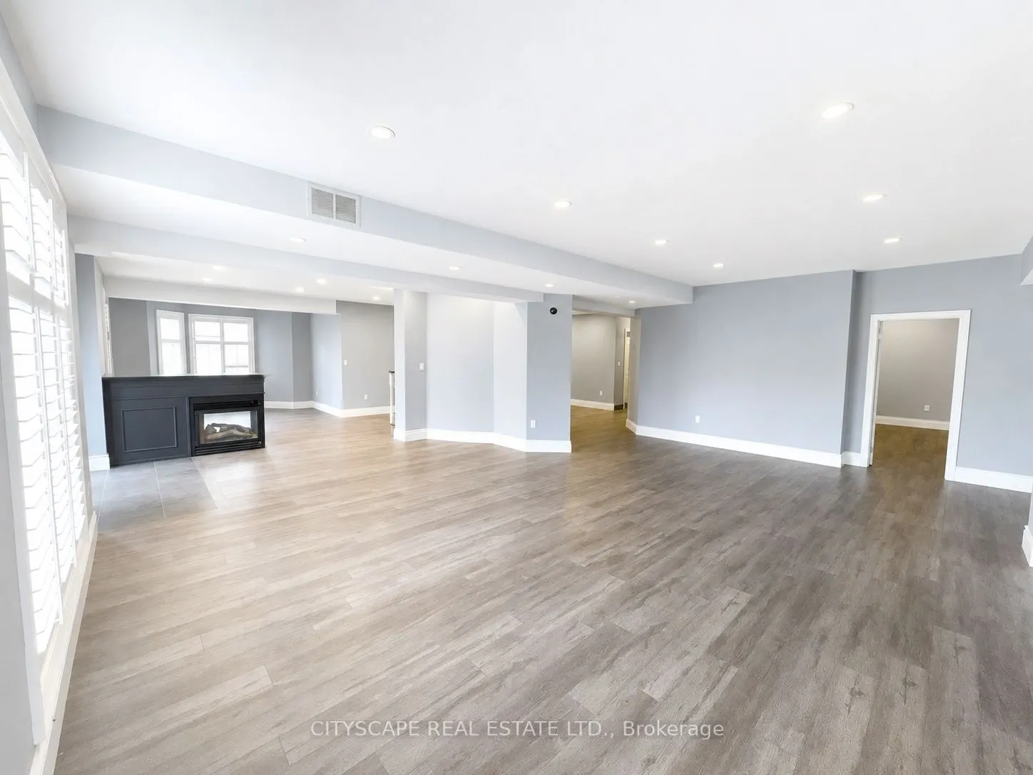 369 Coventry Hill Trail