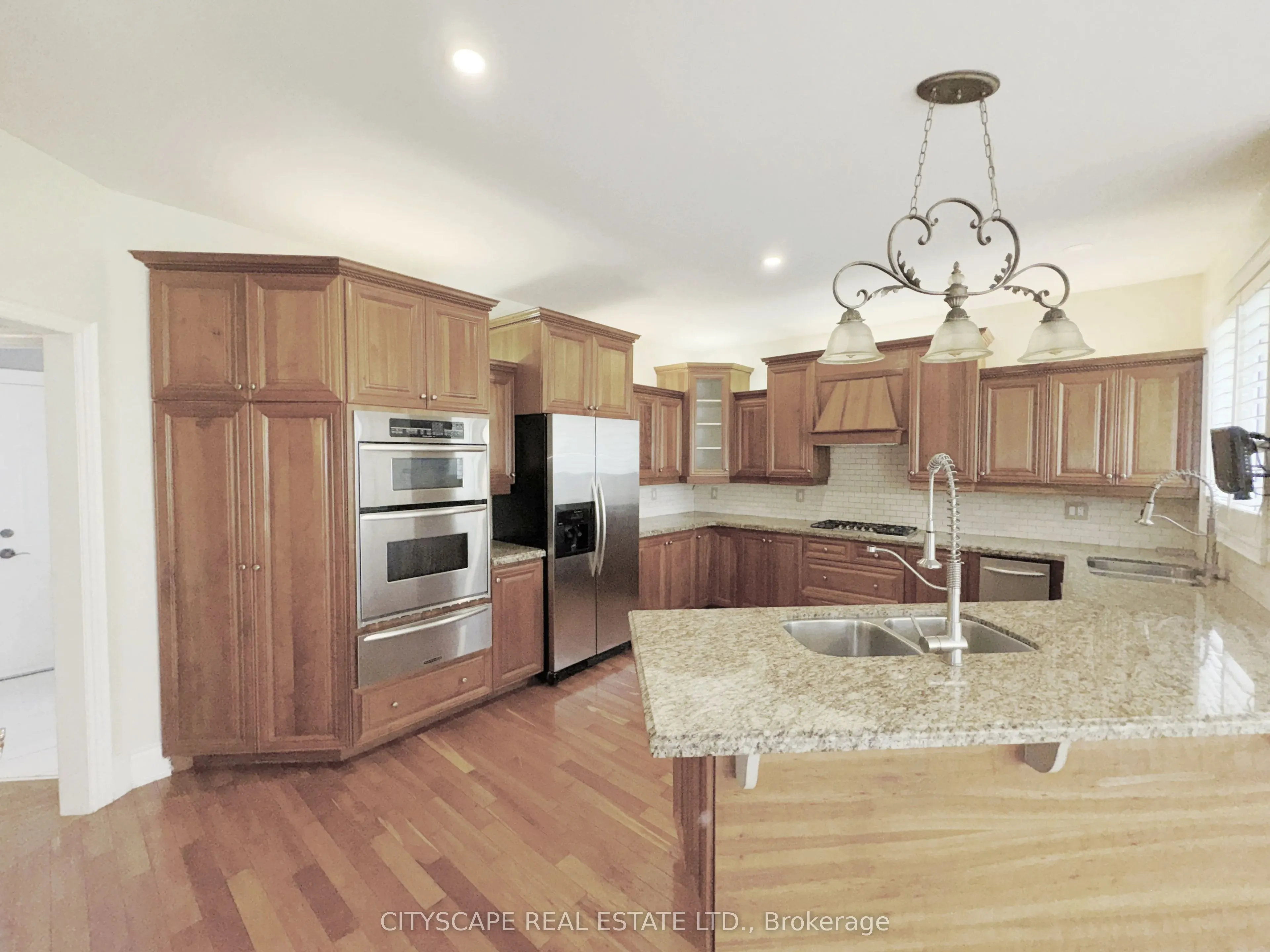 369 Coventry Hill Trail
