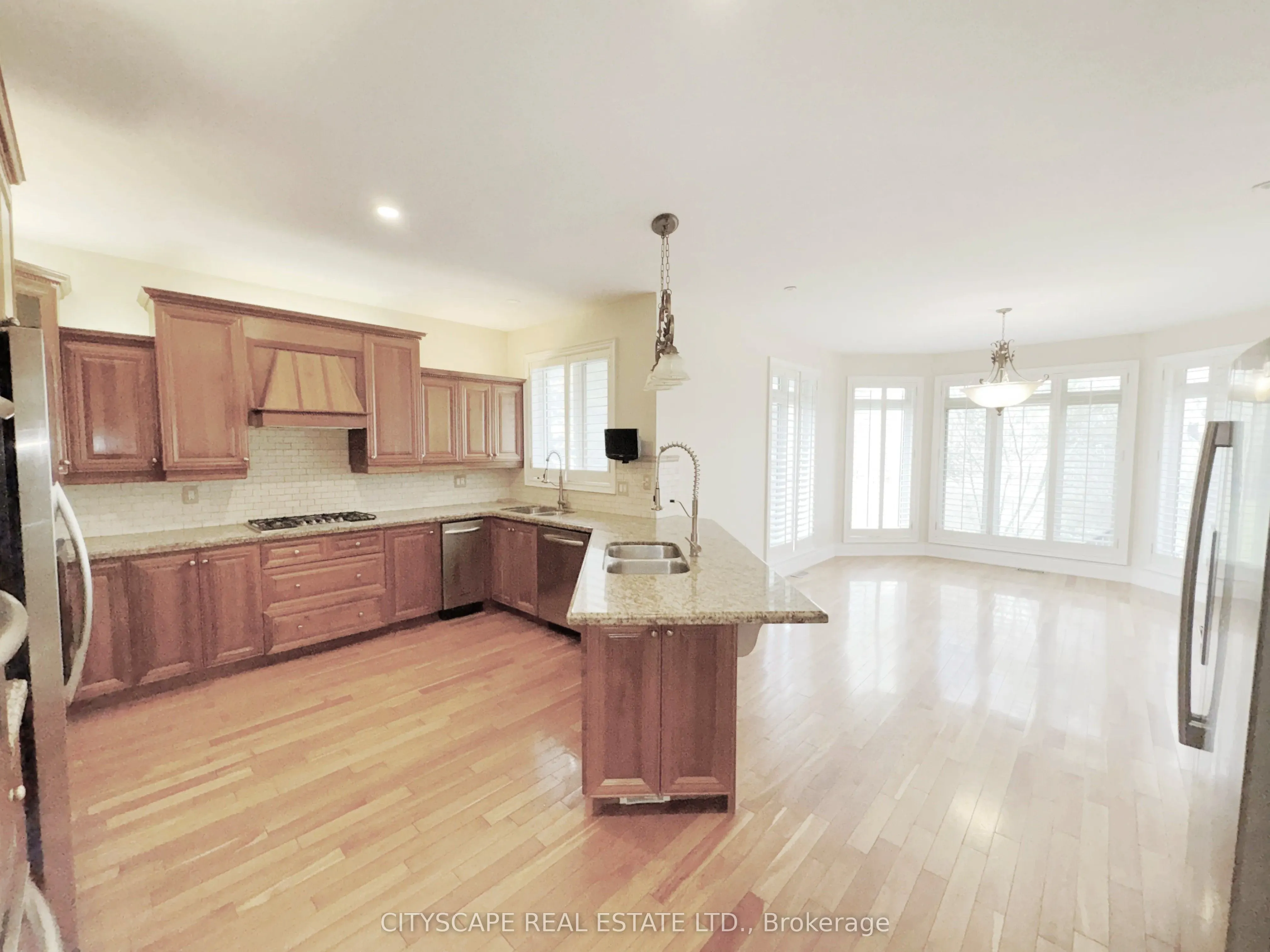 369 Coventry Hill Trail
