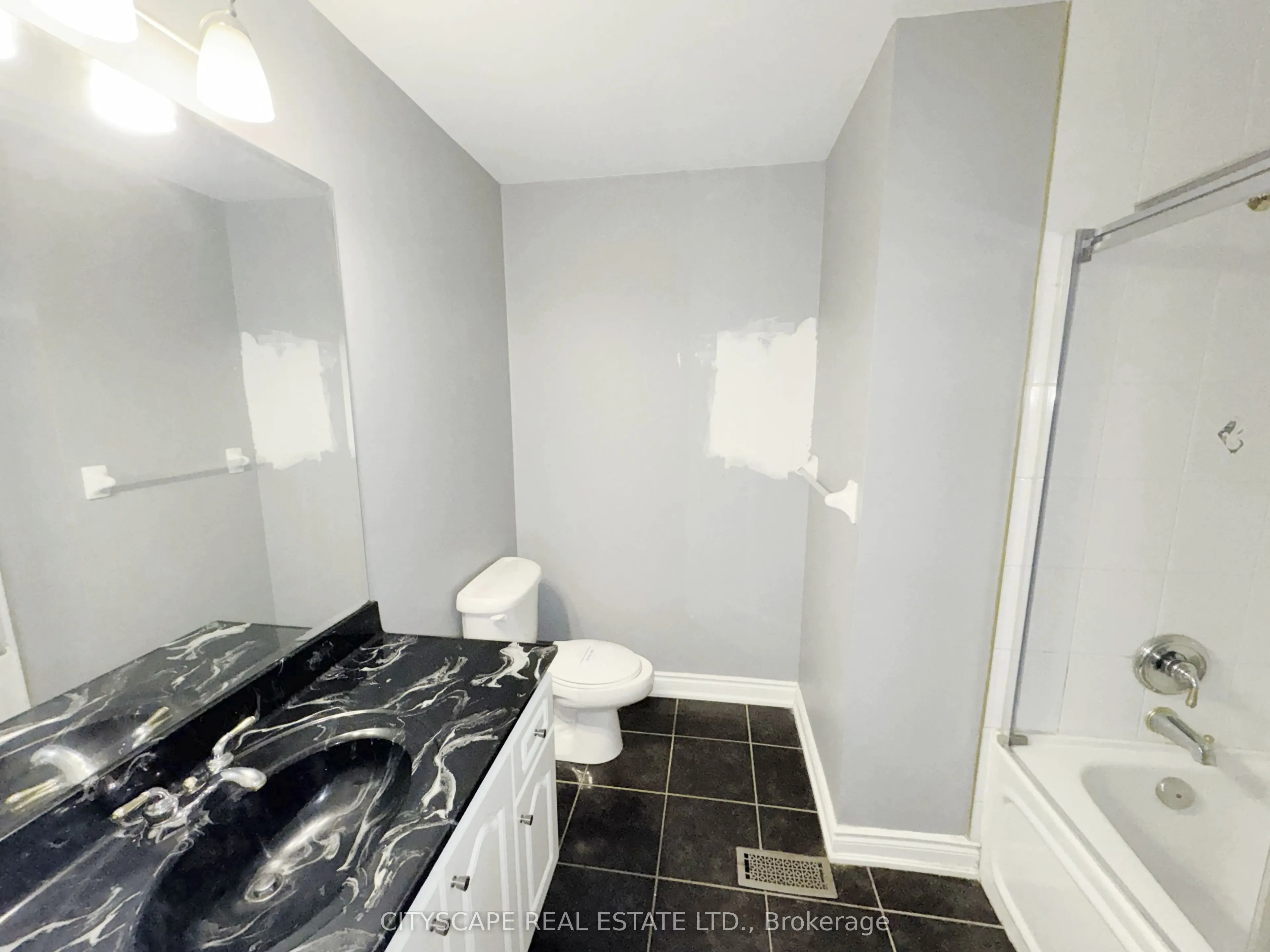 369 Coventry Hill Trail