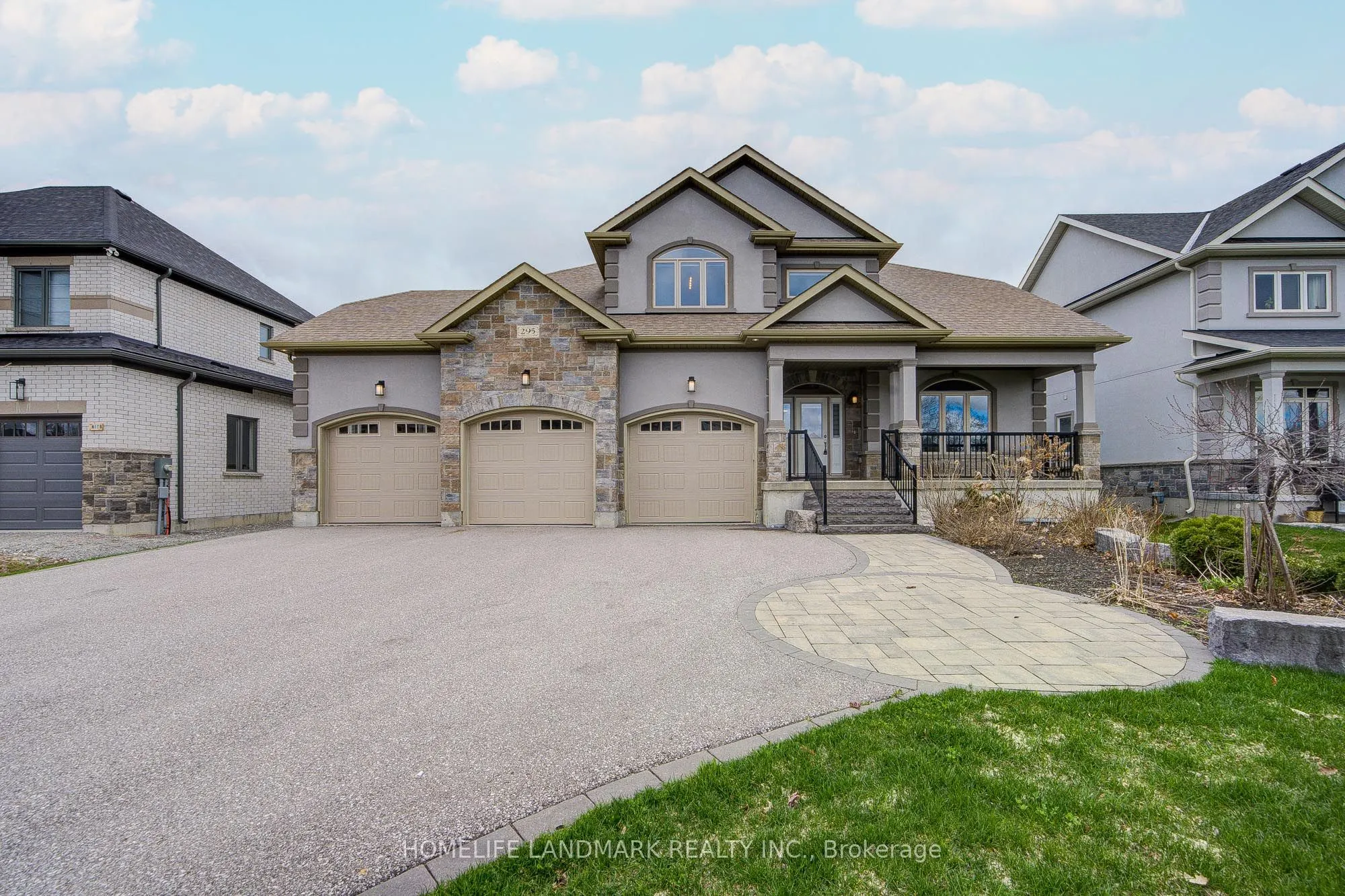 295 Sunnybrae Avenue
