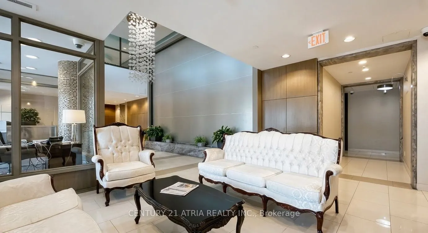 75 Norman Bethune Avenue #310