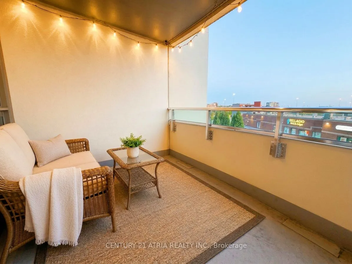 75 Norman Bethune Avenue #310