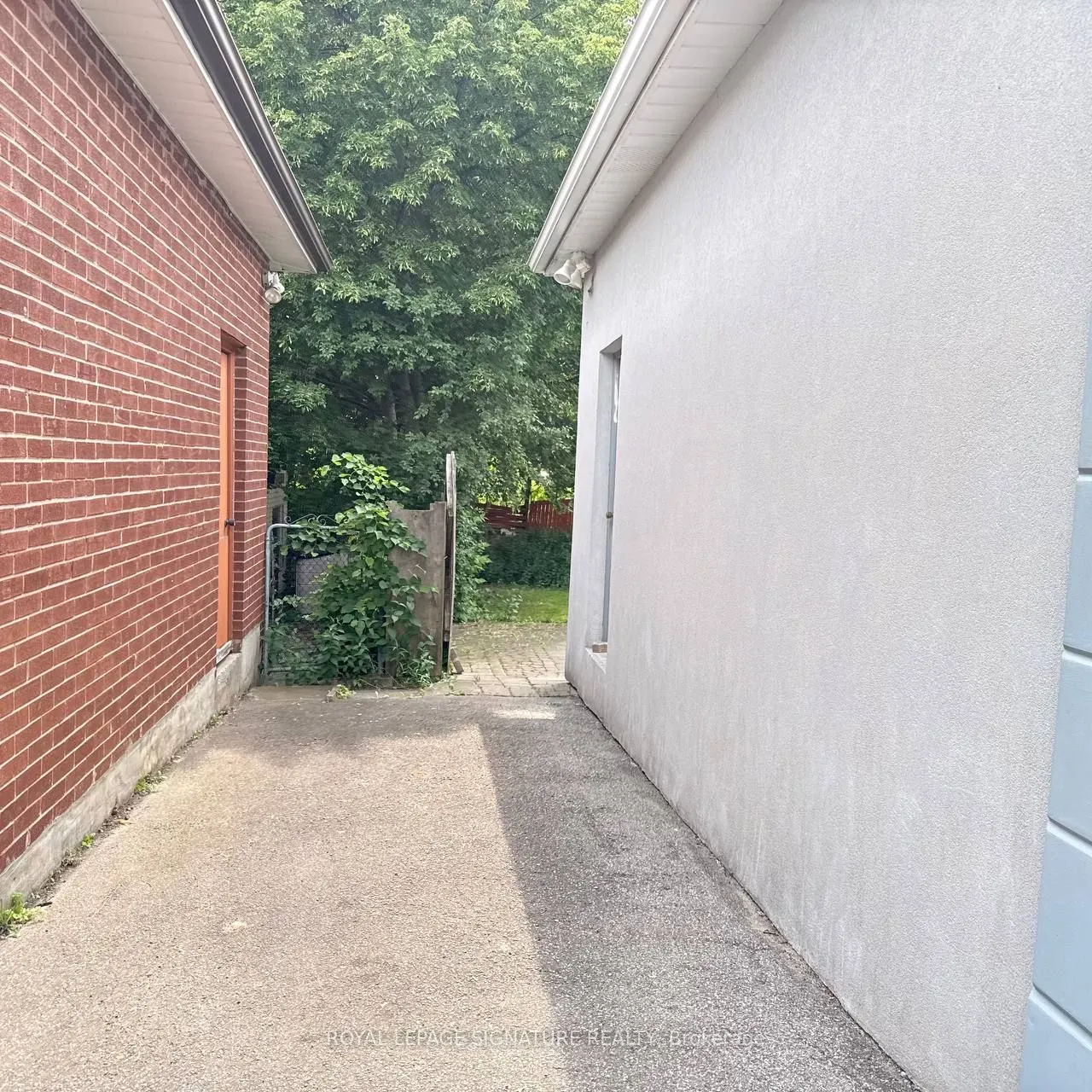 117 Romfield Circuit