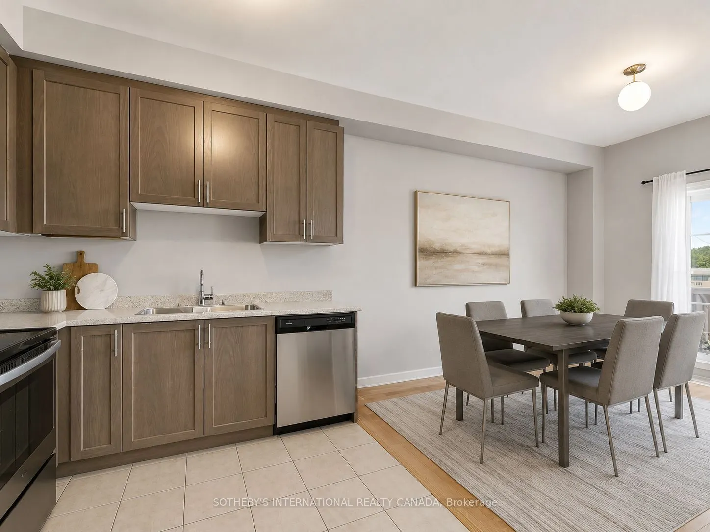 71 Daniele Crescent