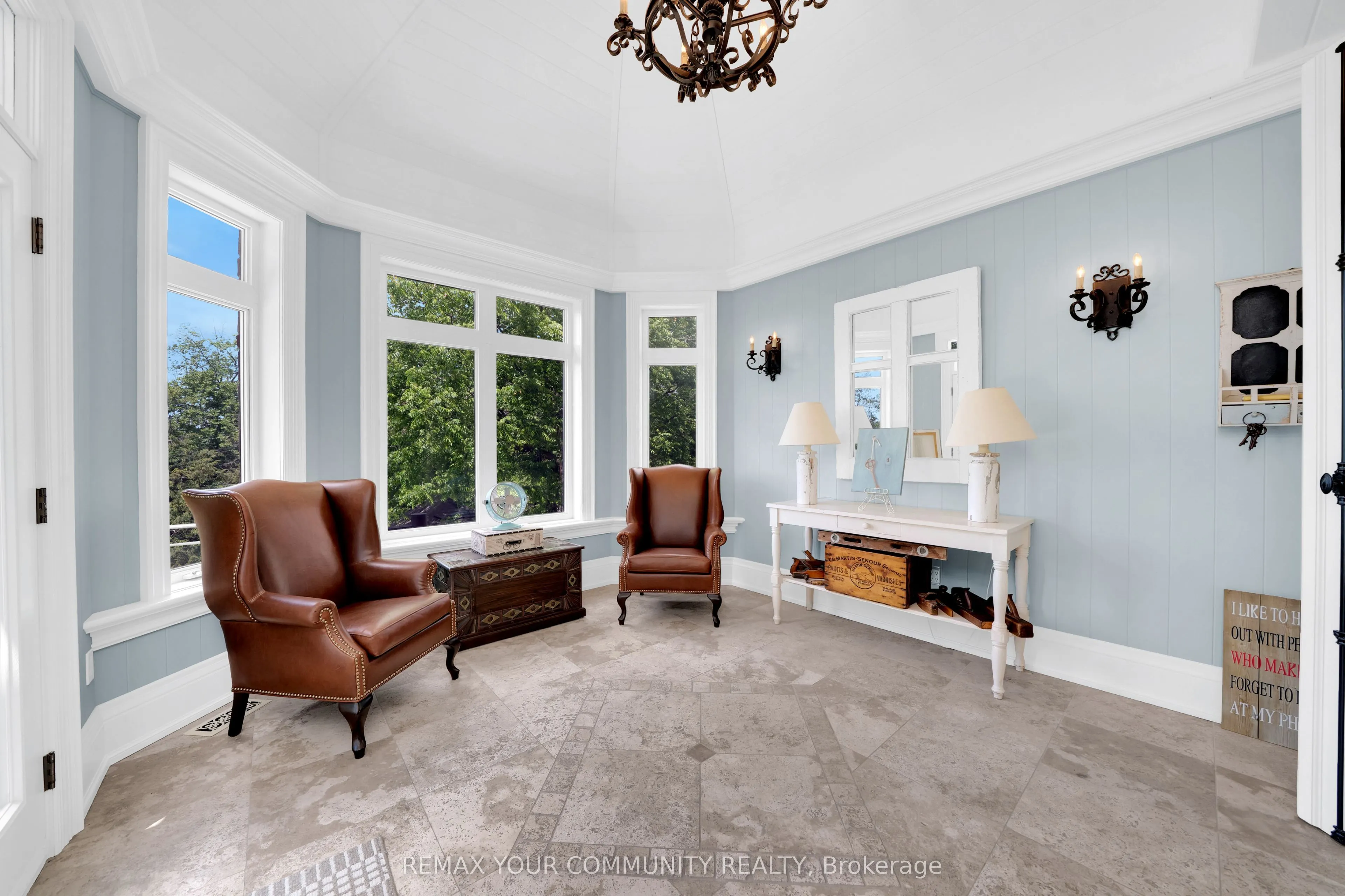 124 Elmpine Trail
