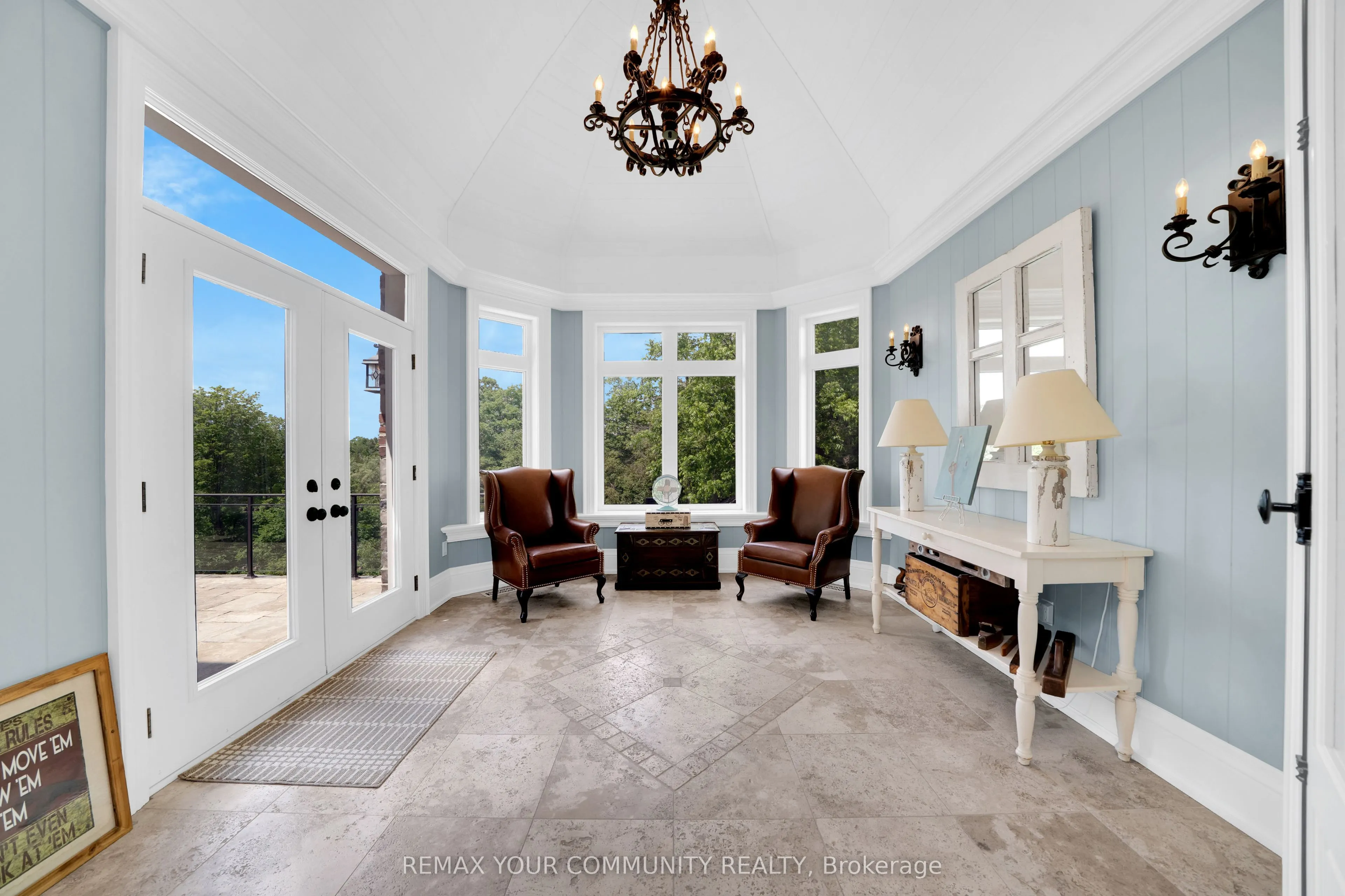 124 Elmpine Trail