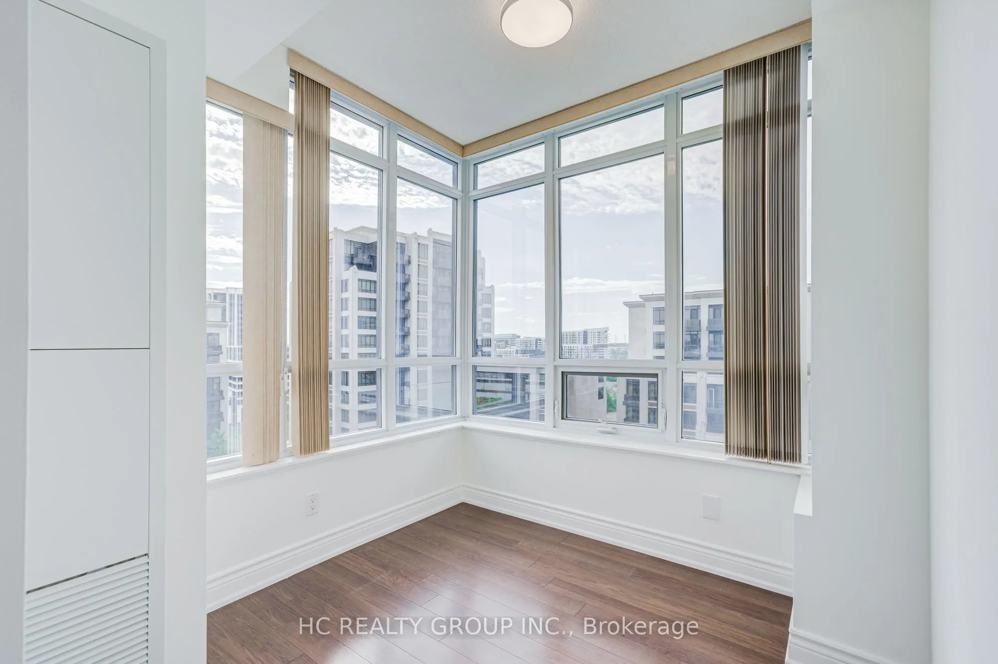 89 South Town Centre Boulevard #1102