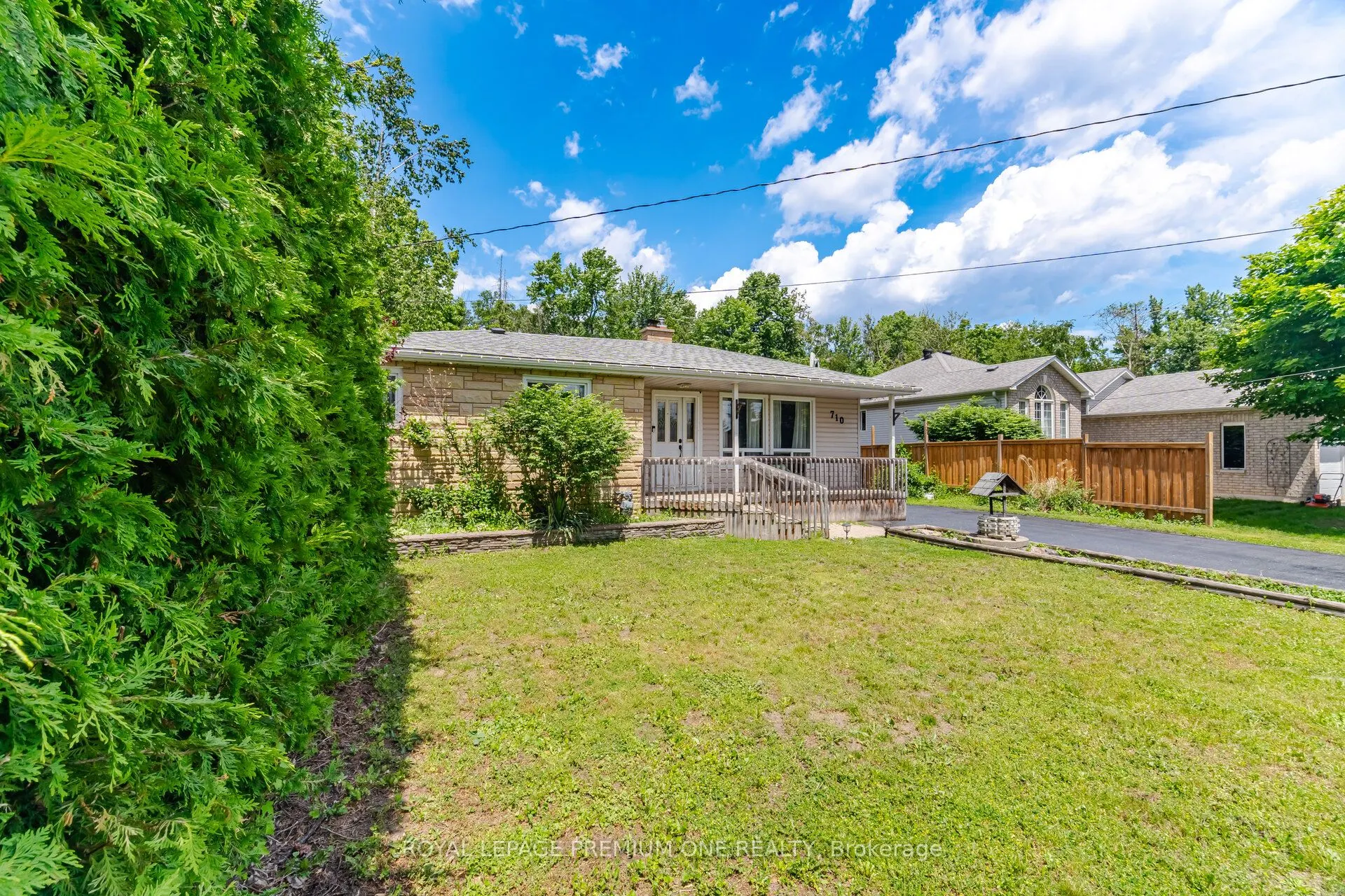 710 Rose Lane