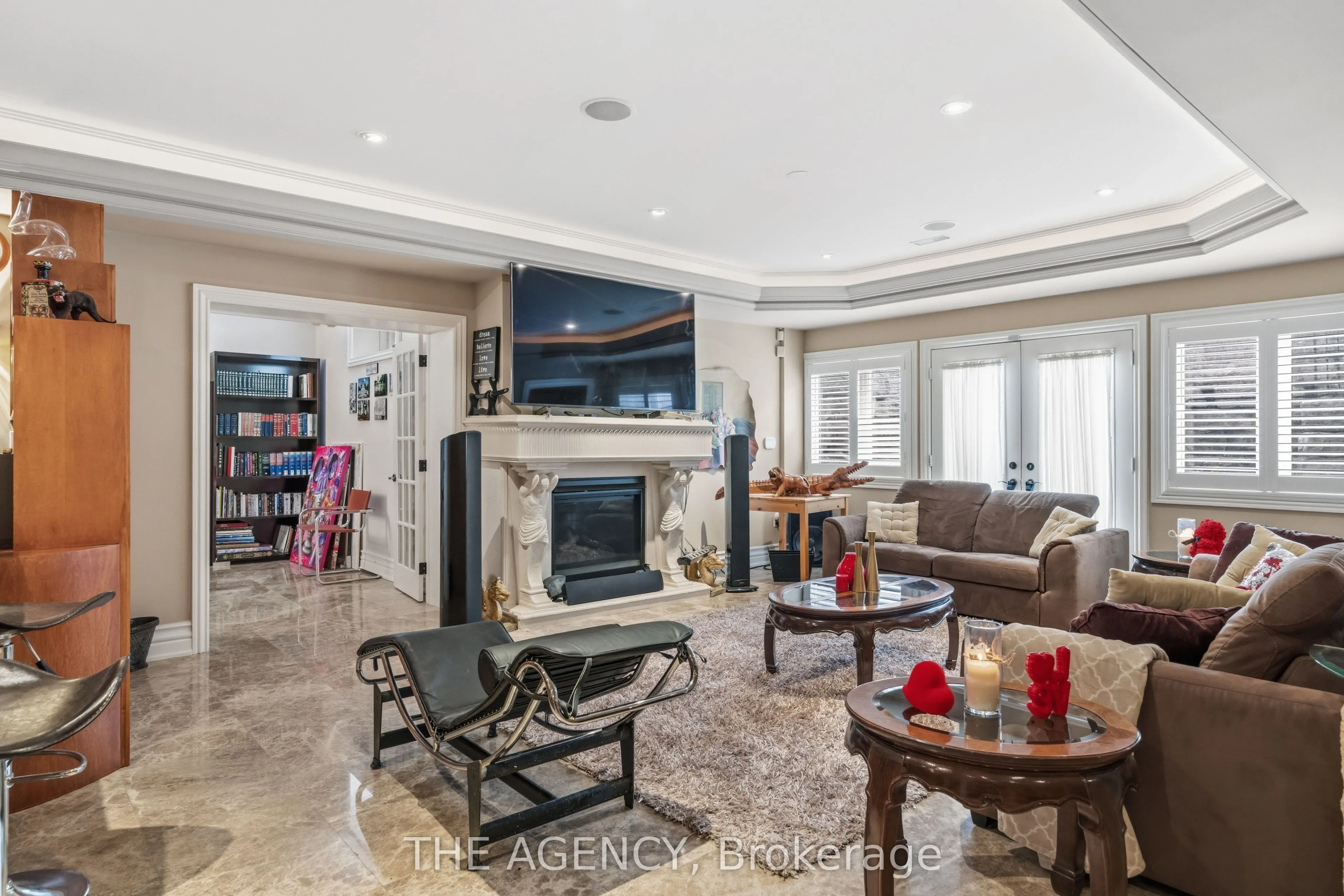 16 DEW DROP Court