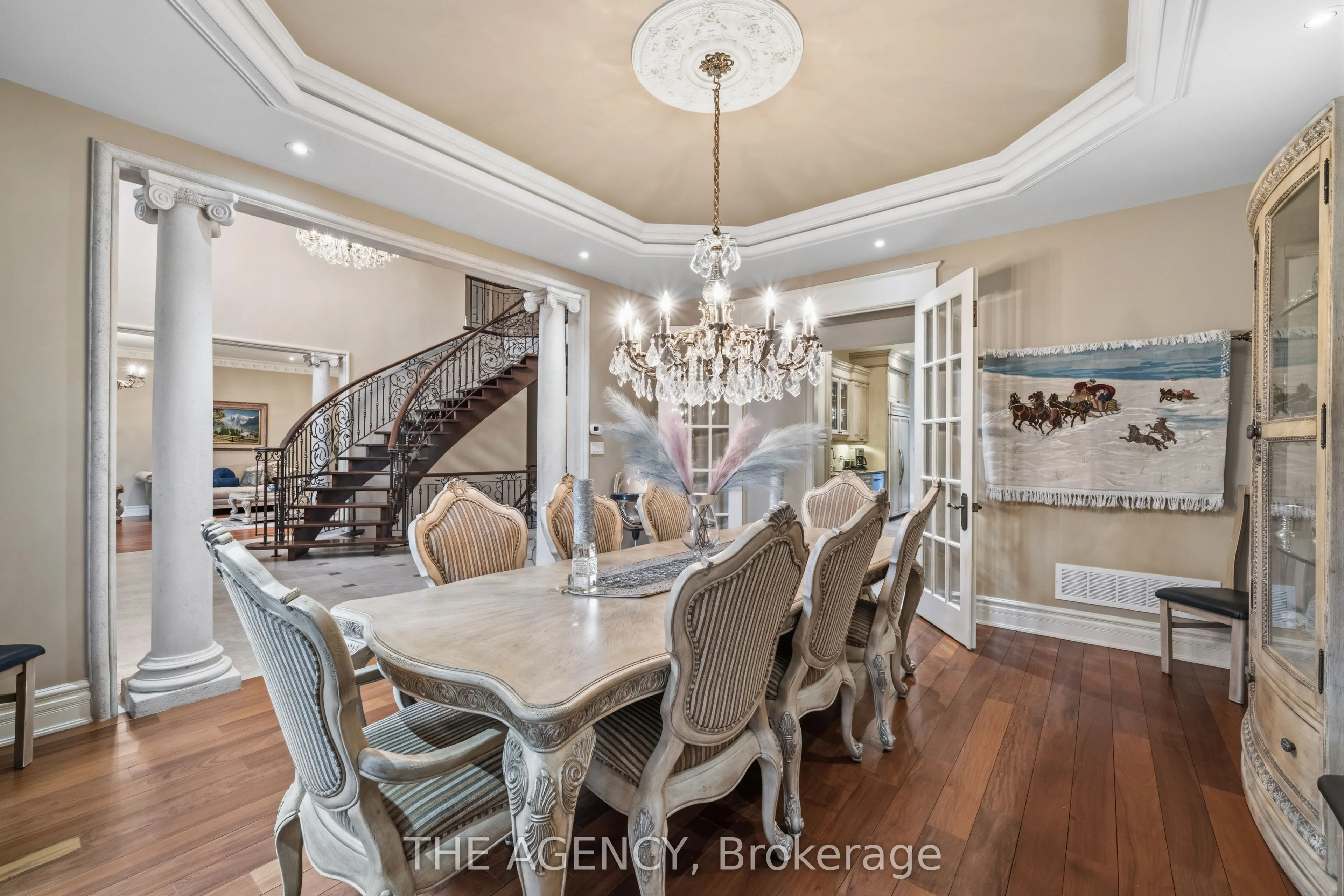 16 DEW DROP Court