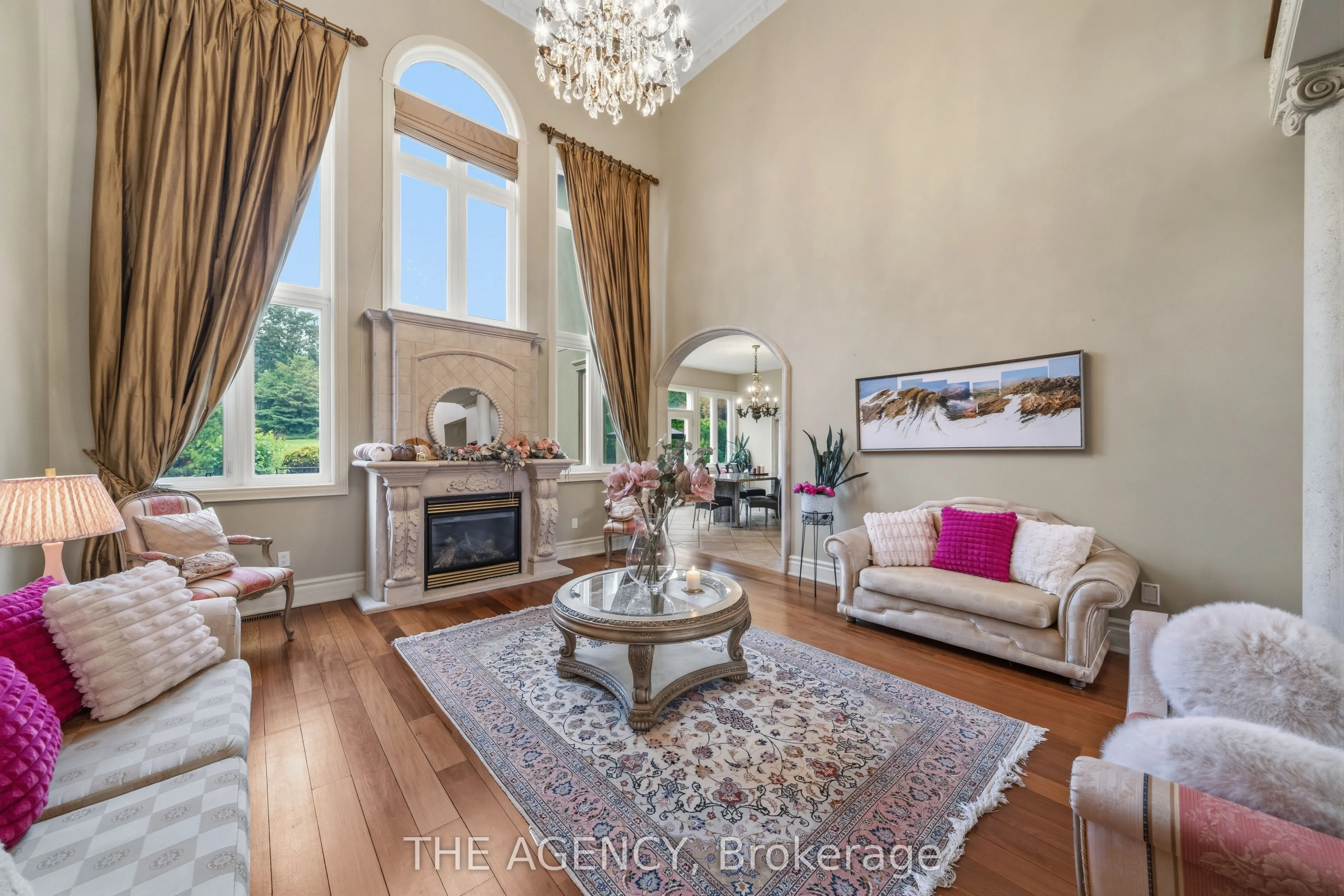 16 DEW DROP Court