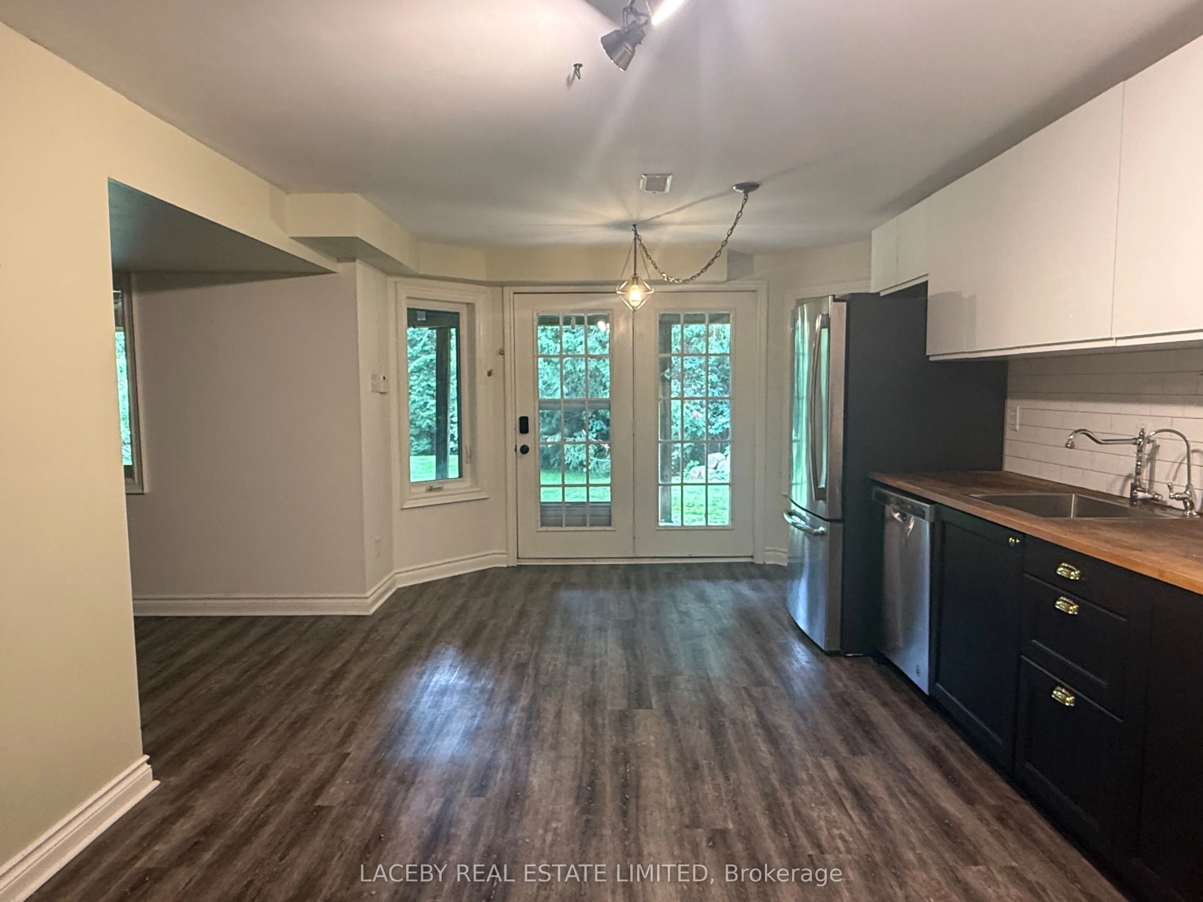 19 Grandview Crescent