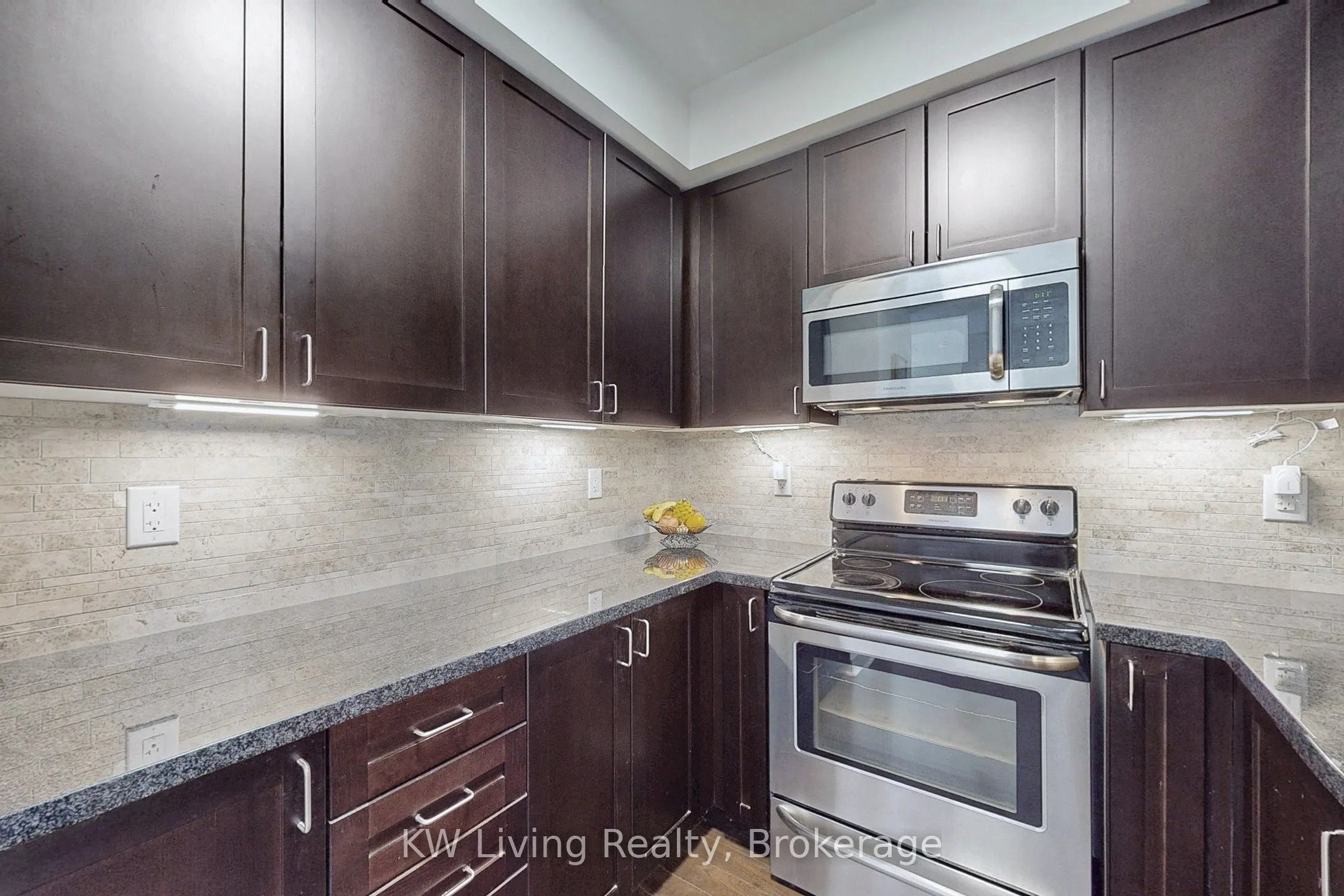 28 Prince Regent Street #203