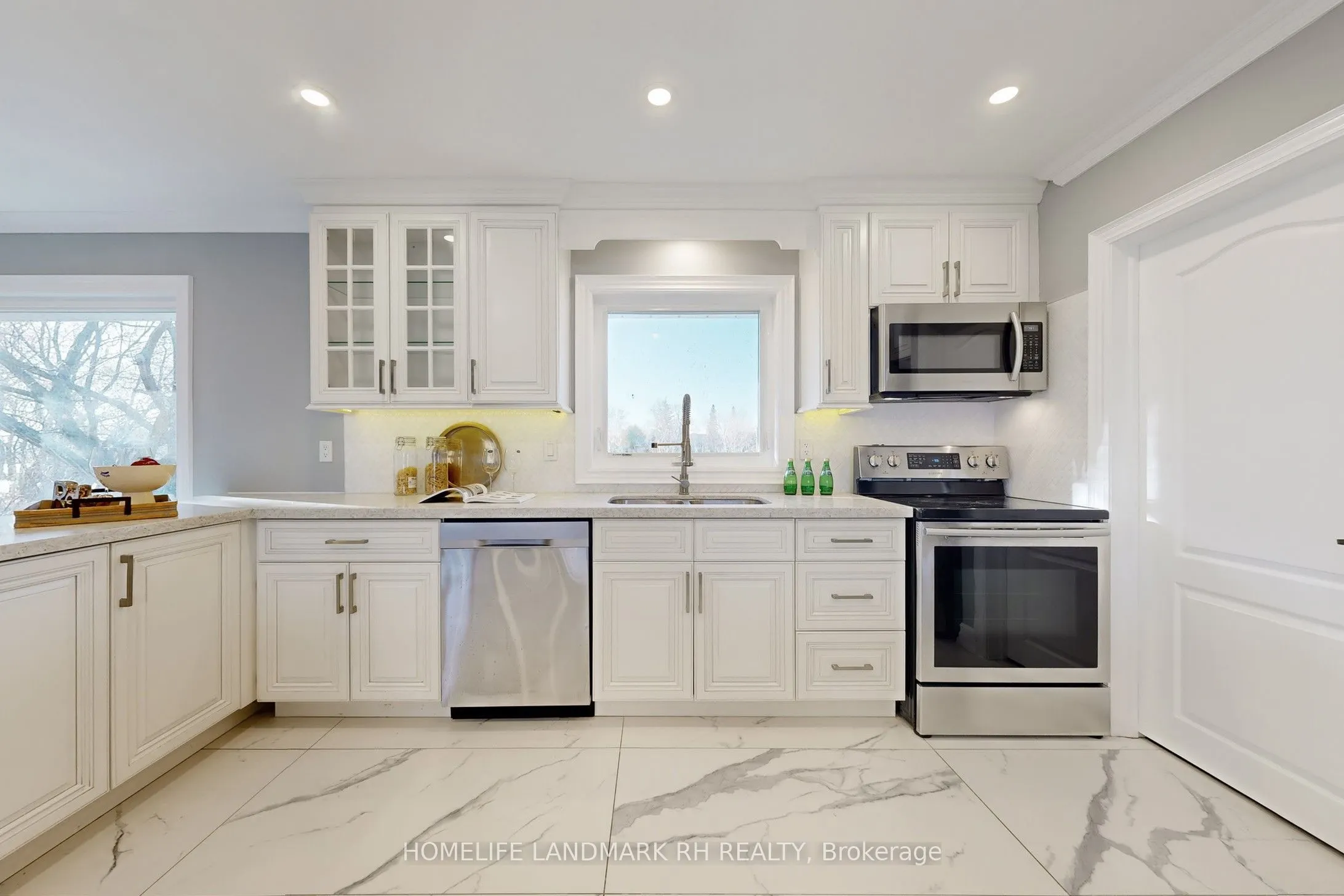 88 Riverglen Drive