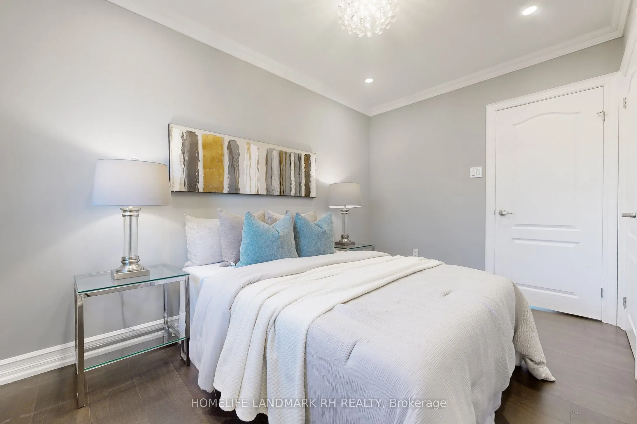 88 Riverglen Drive