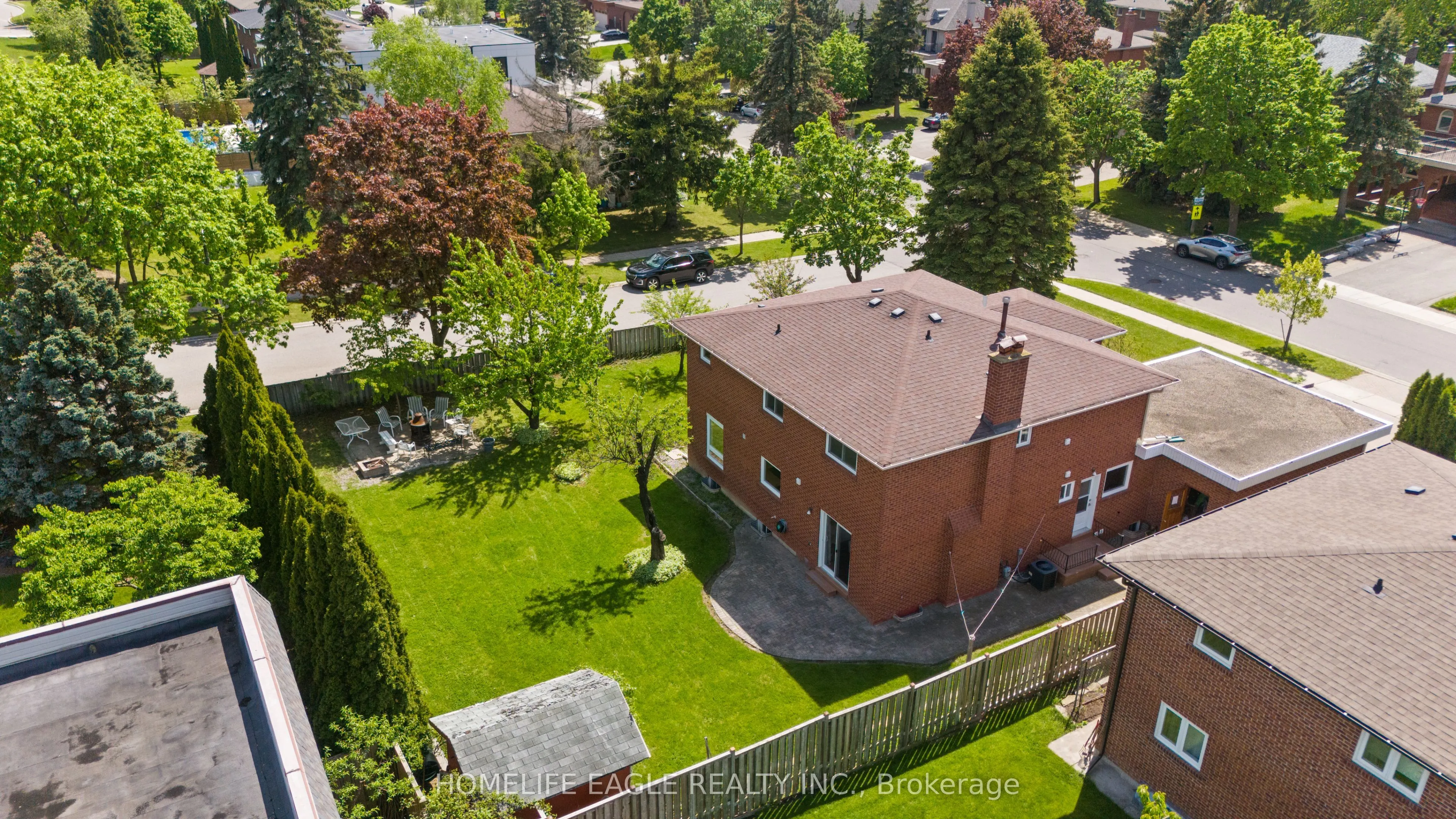 304 Firglen Ridge