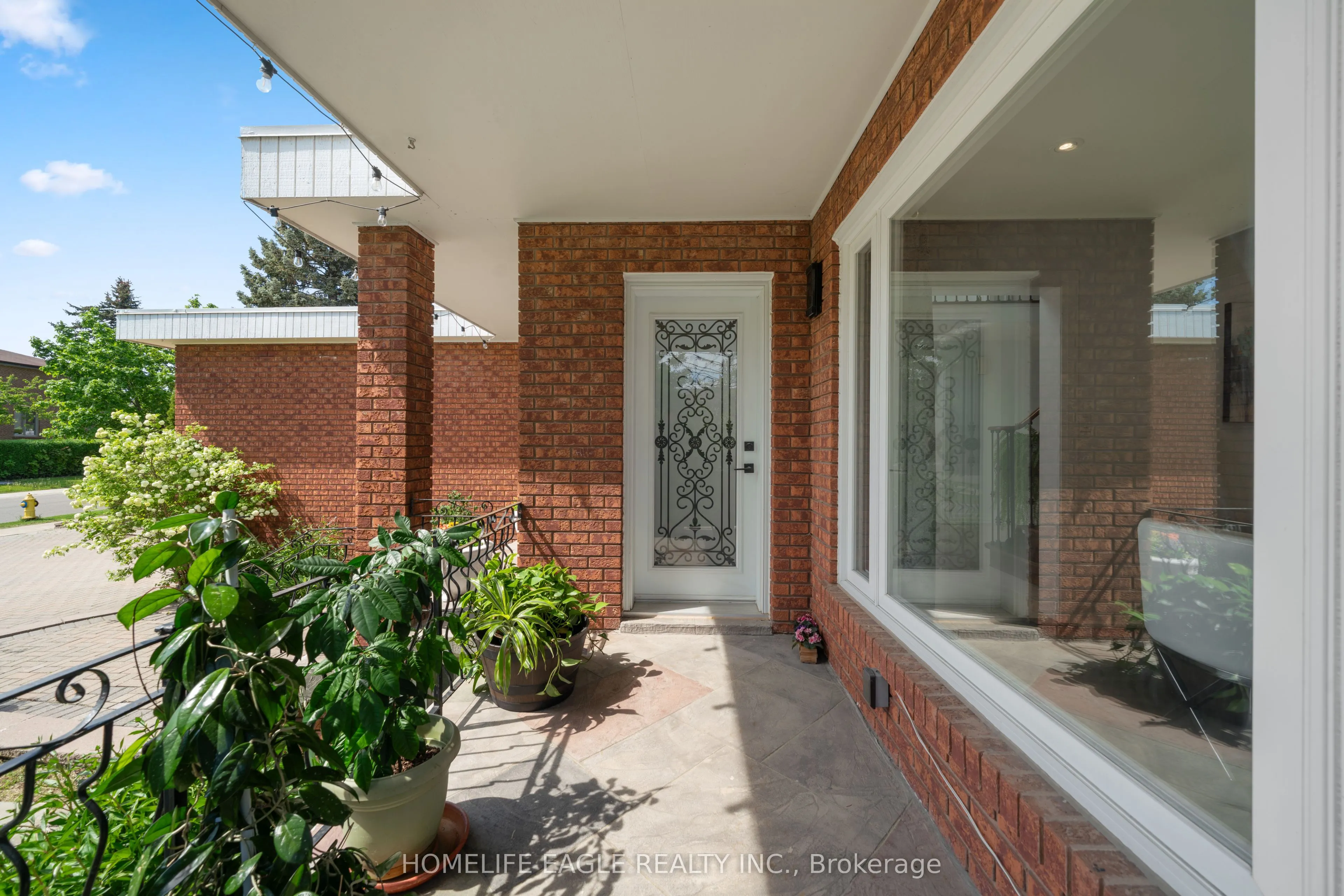 304 Firglen Ridge
