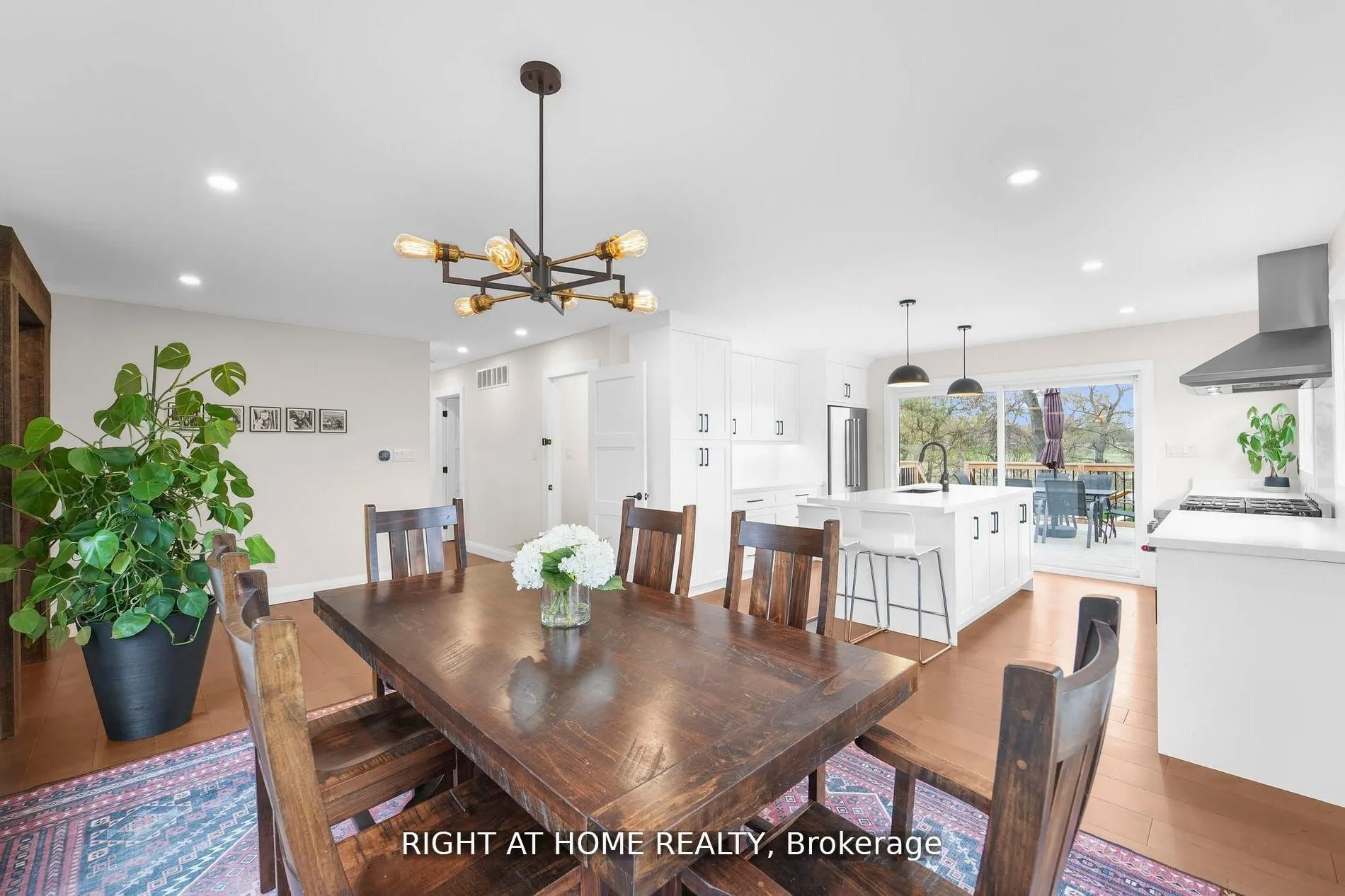 17083 Warden Avenue
