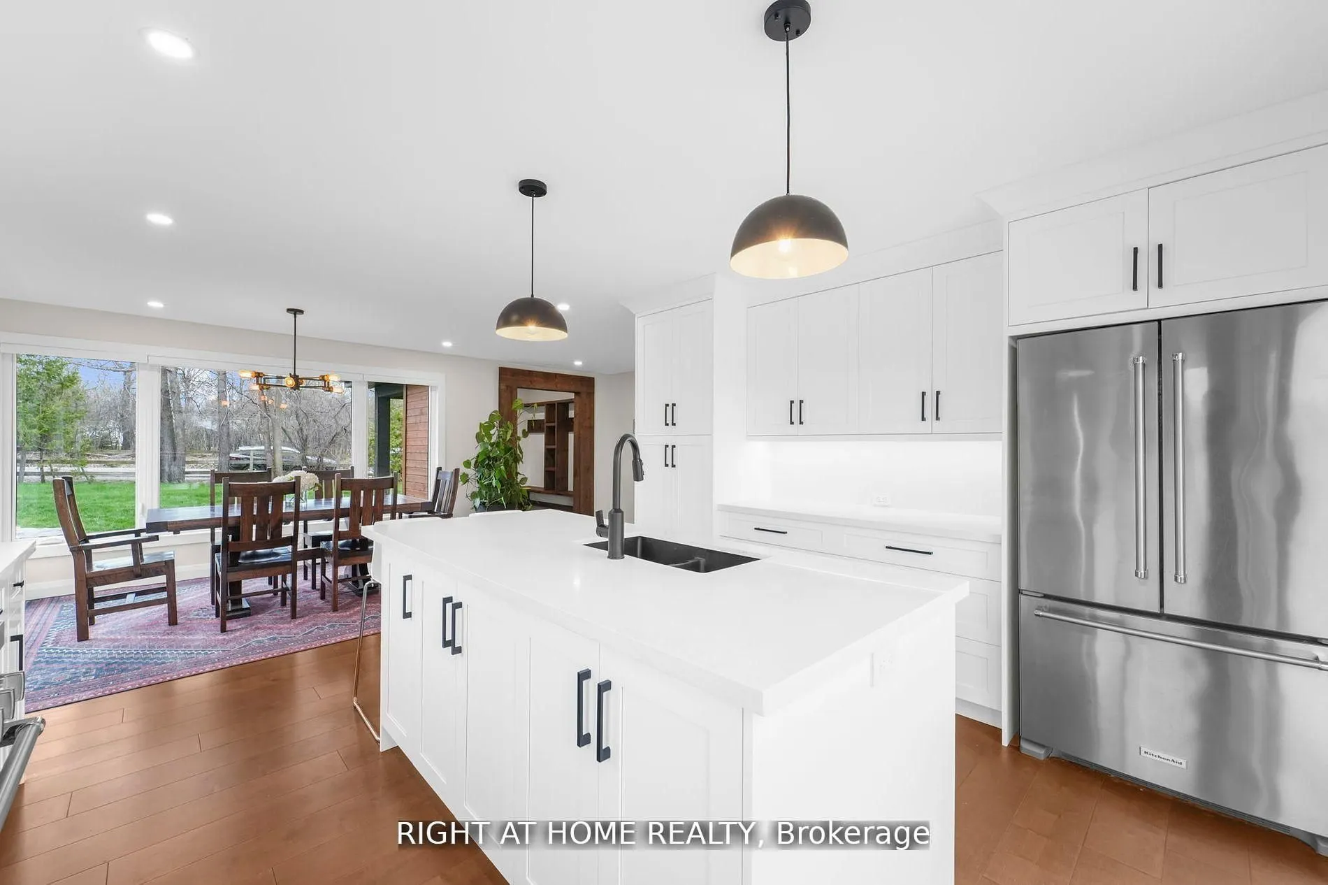 17083 Warden Avenue