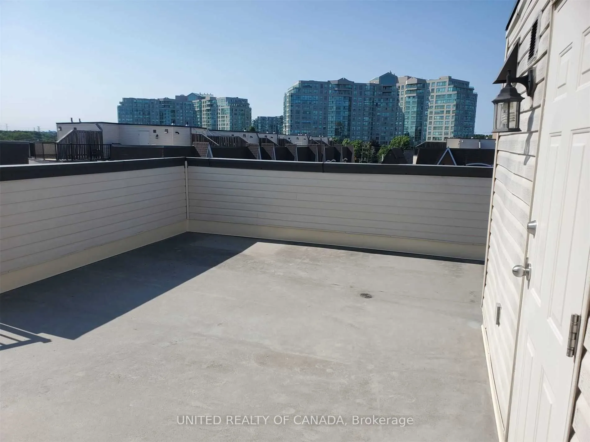312 John Street #330