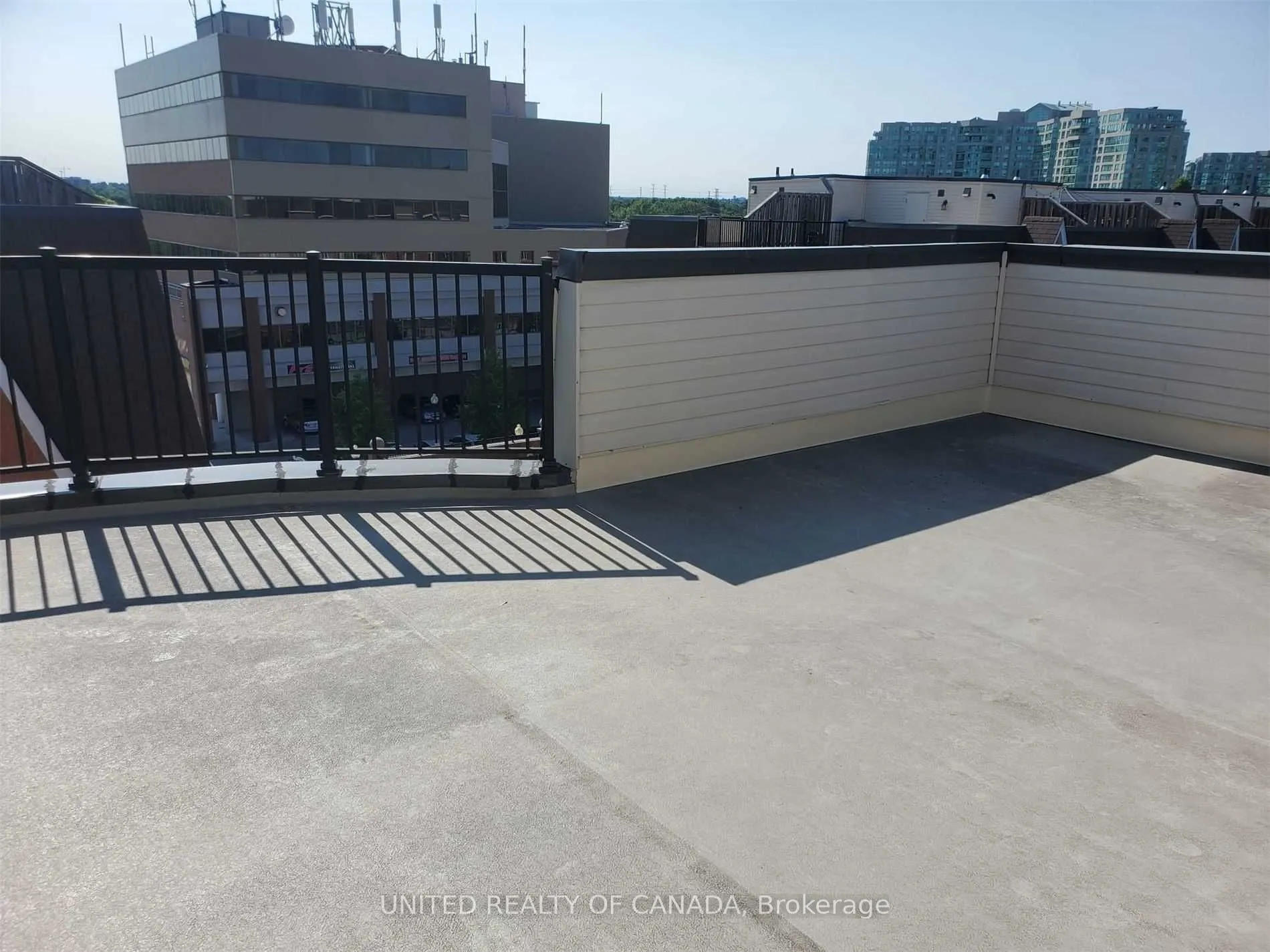 312 John Street #330