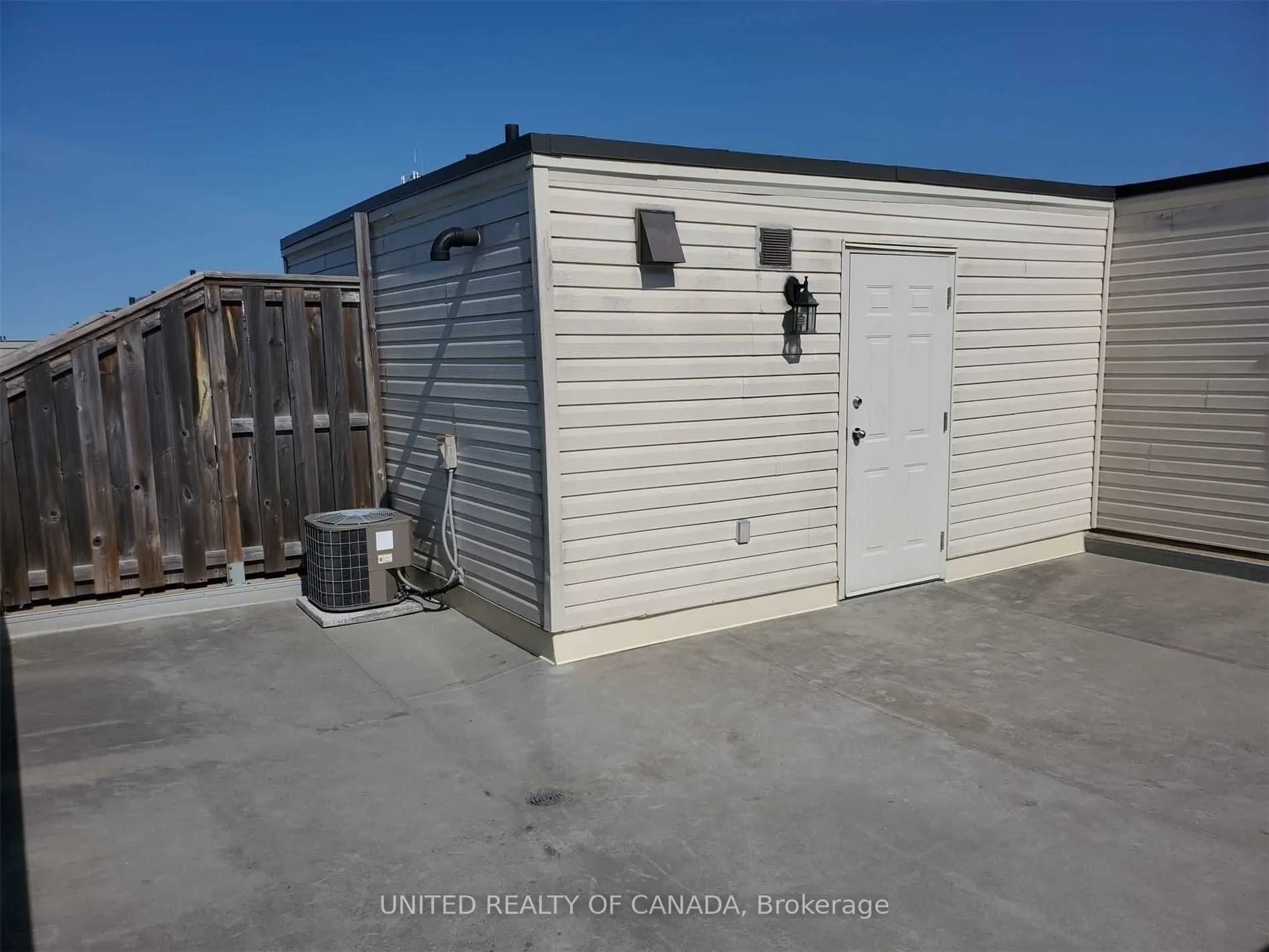312 John Street #330