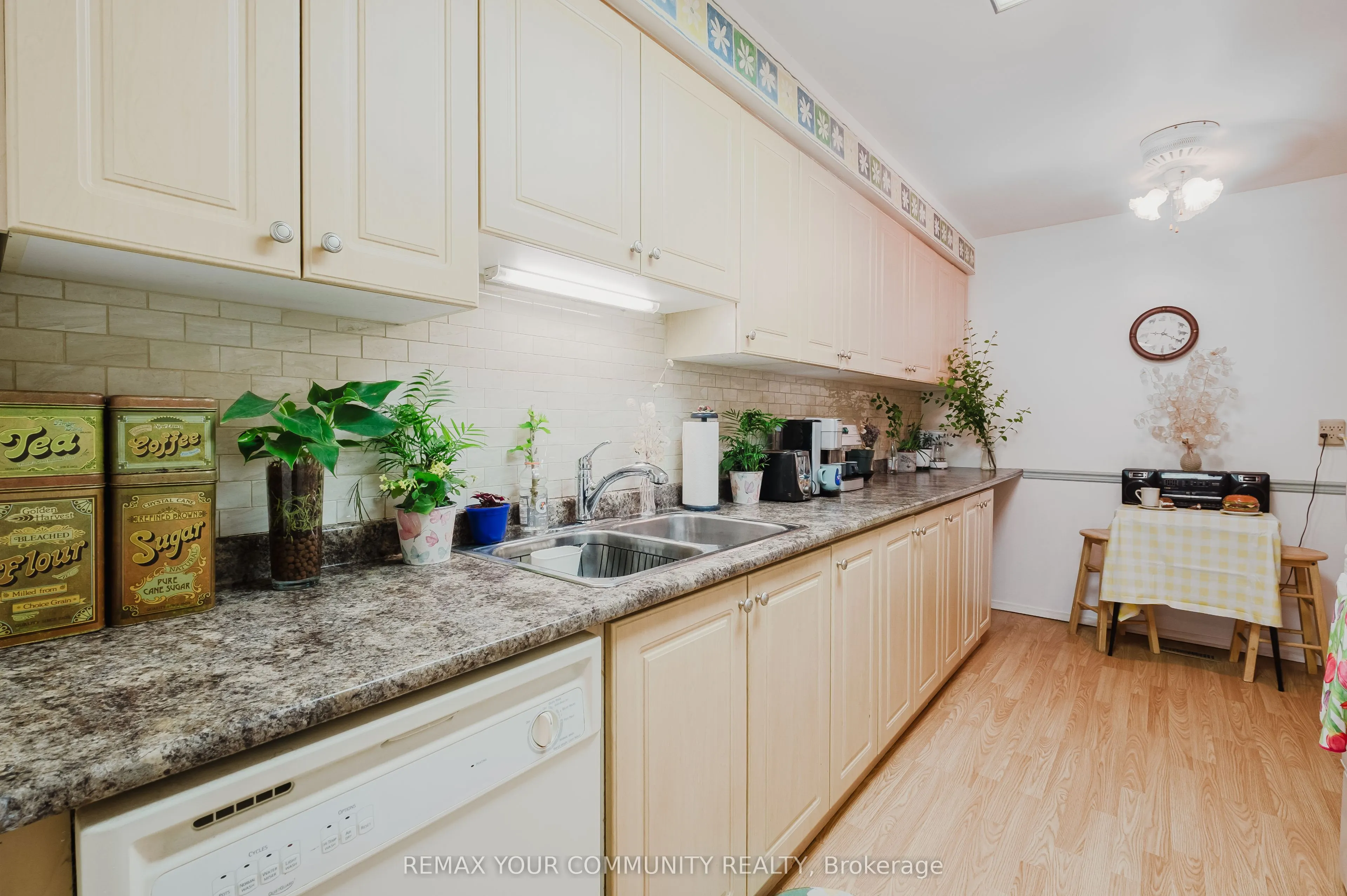 27 Dunkeld Way #37
