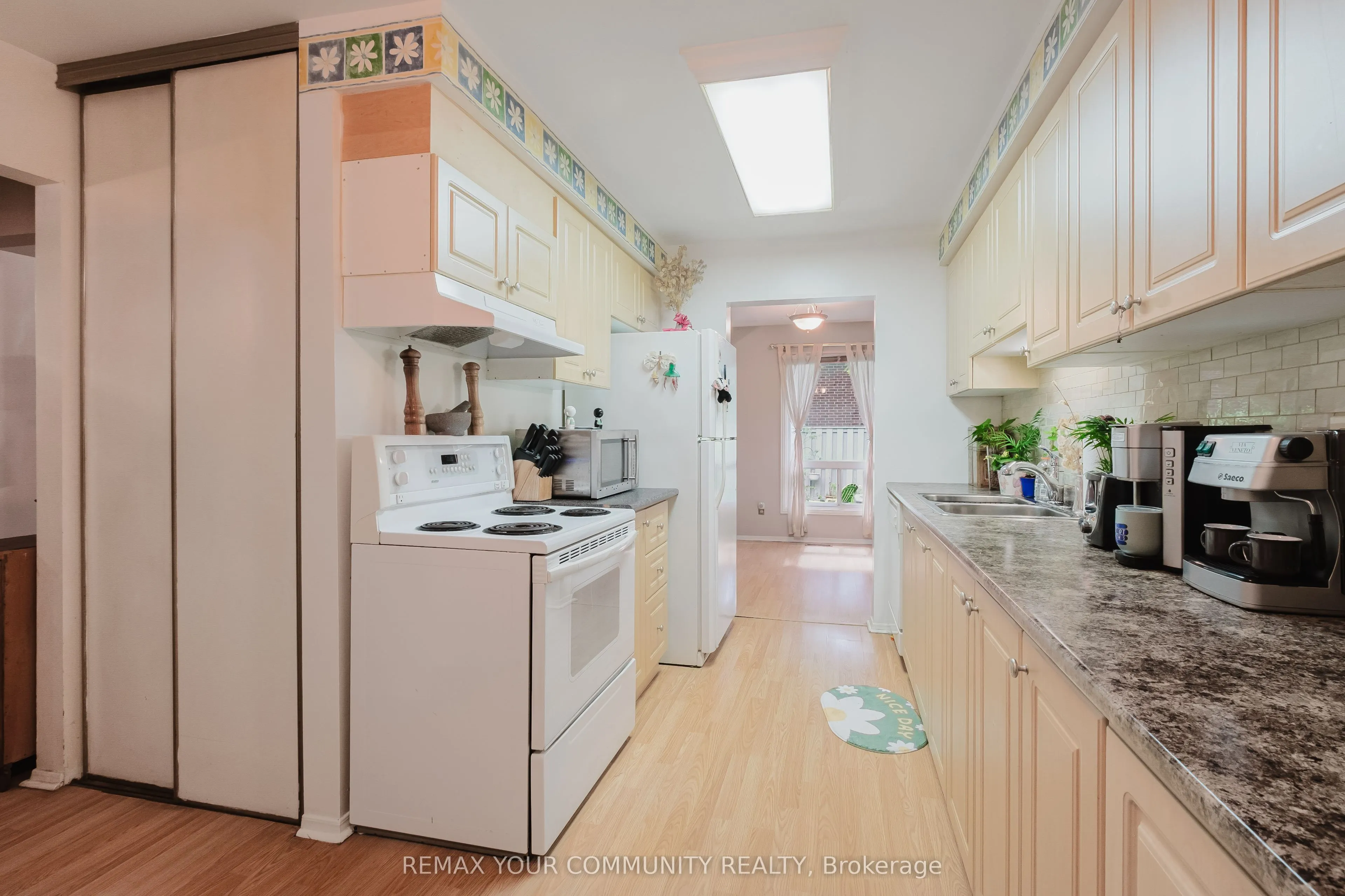 27 Dunkeld Way #37