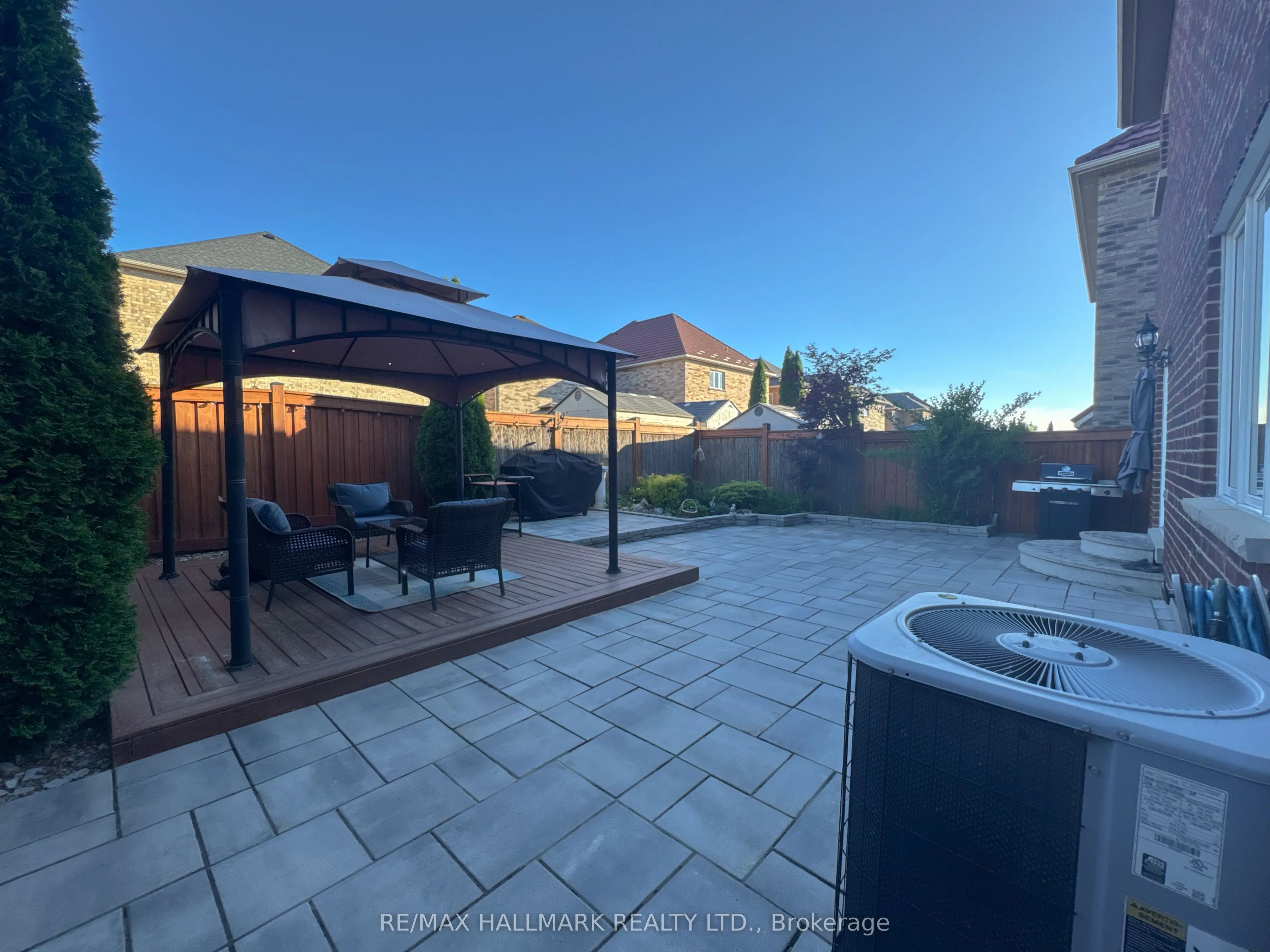 33 Mckenzie Way