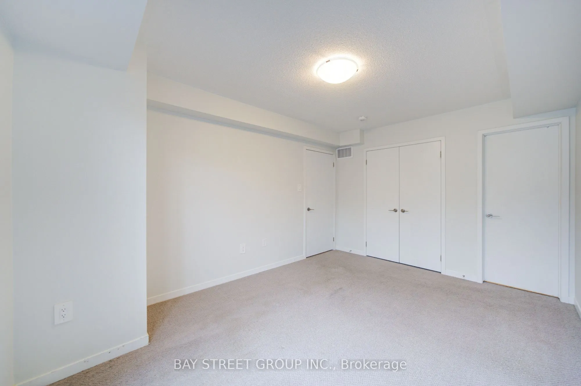 11 Honeycrisp Crescent #TH3