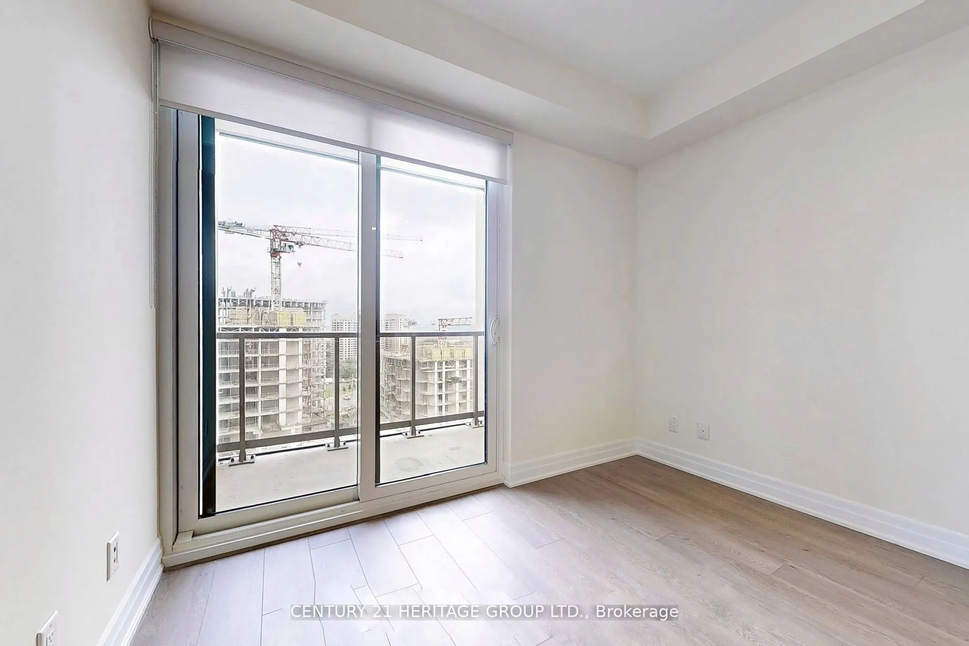 9085 Jane Street #1512