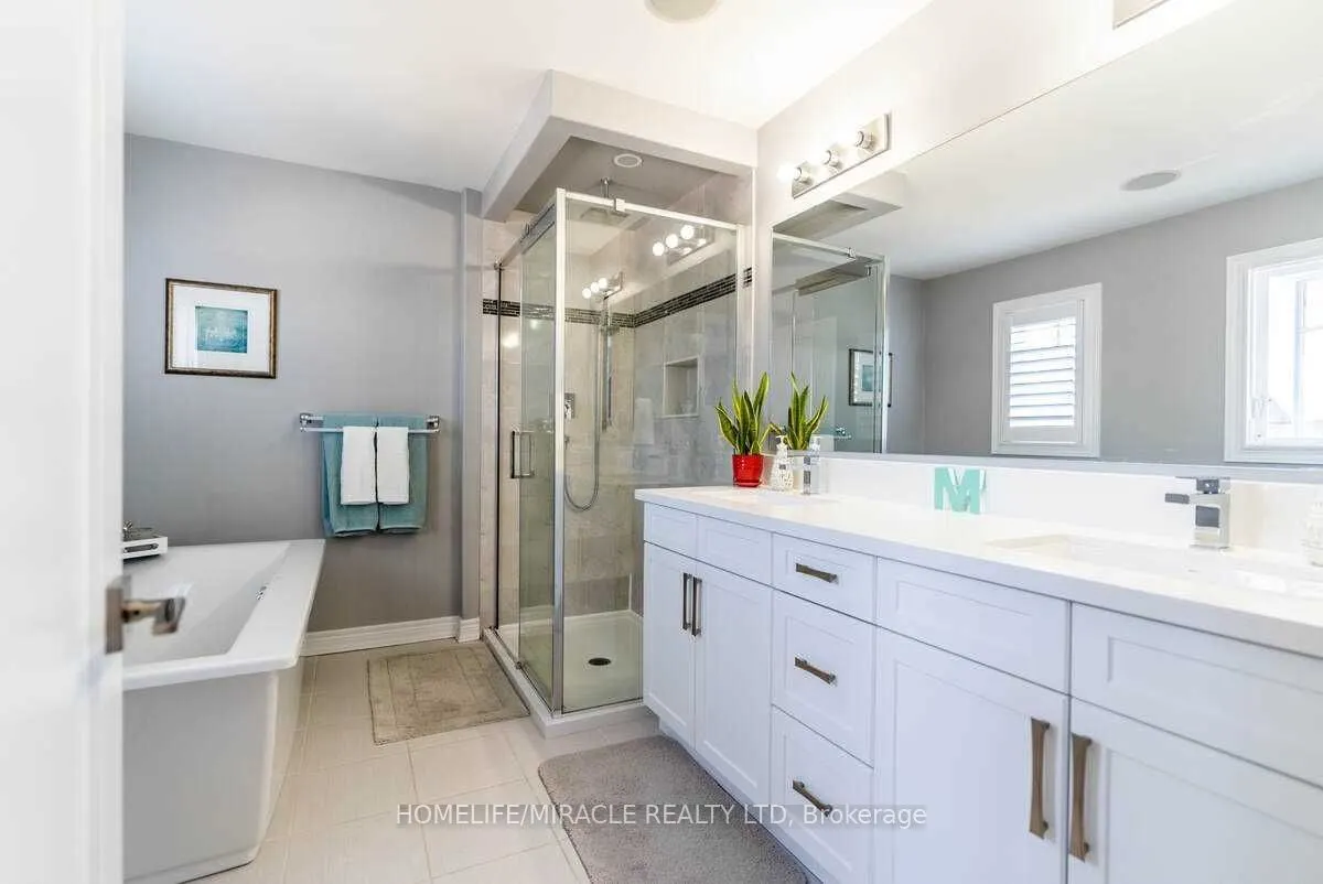 32 Carleton Trail