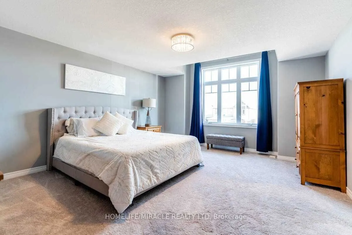 32 Carleton Trail