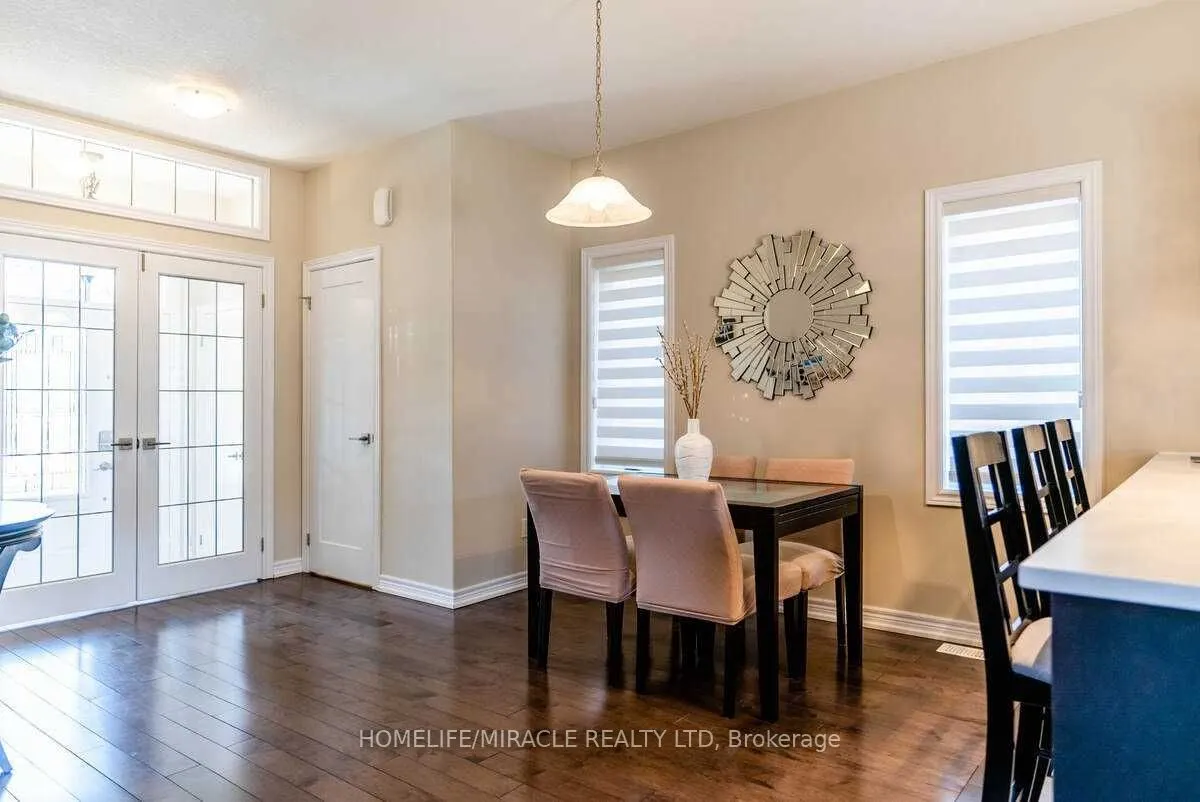 32 Carleton Trail