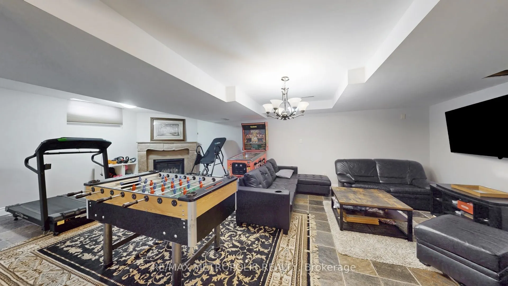 51 Babak Boulevard