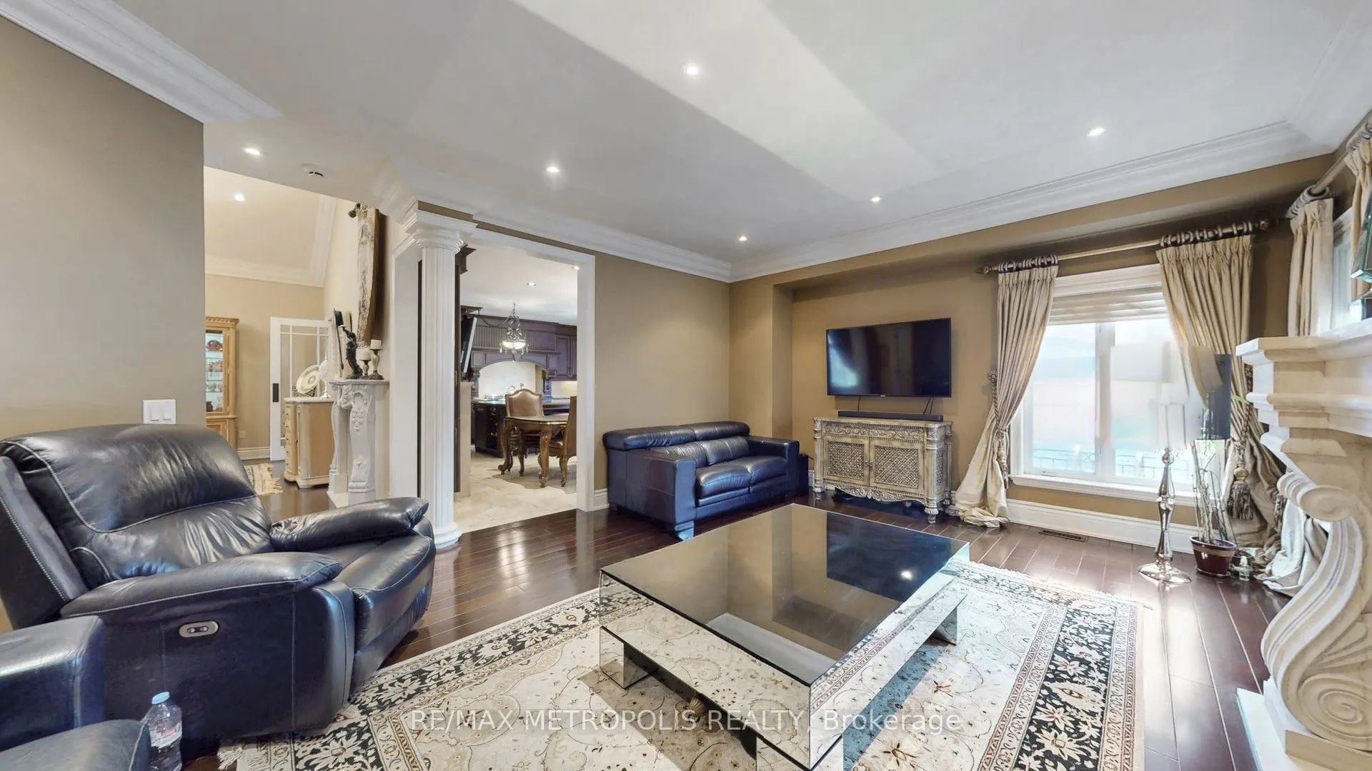 51 Babak Boulevard