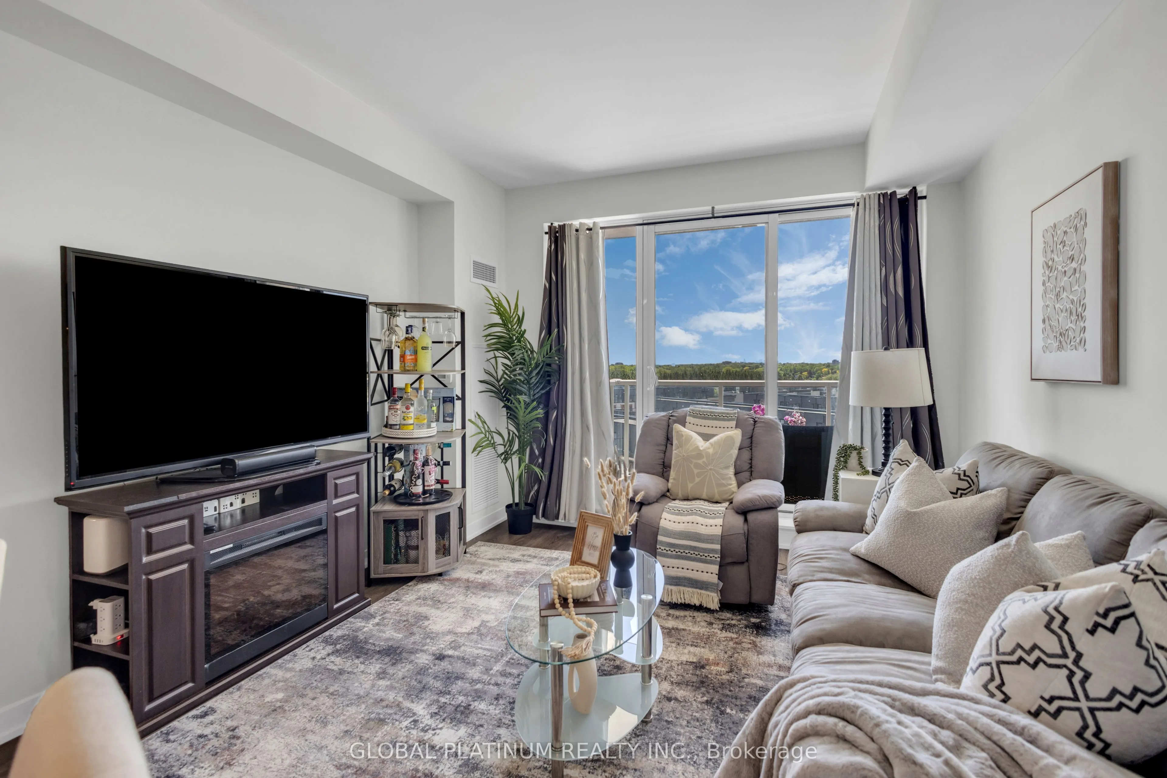 6 David Eyer Road #713