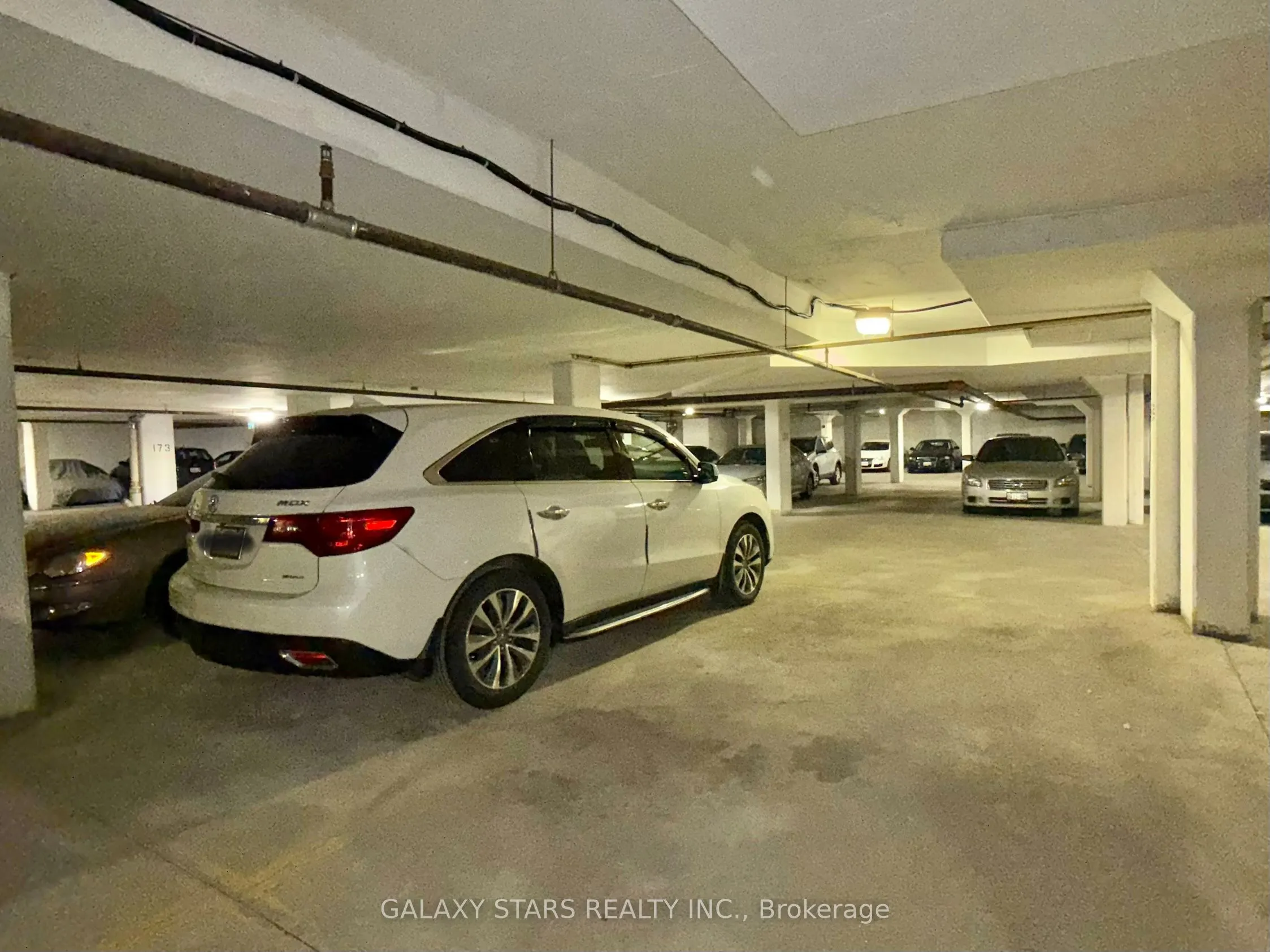 2200 John Street #106