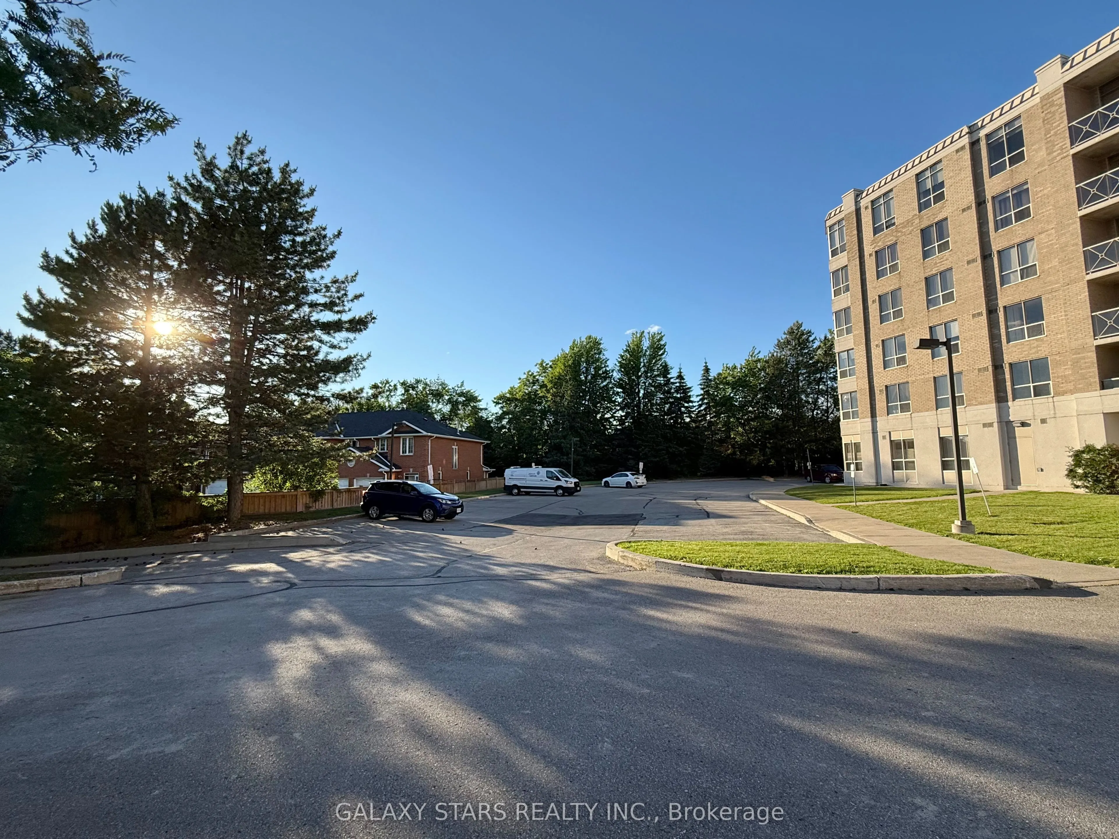 2200 John Street #106