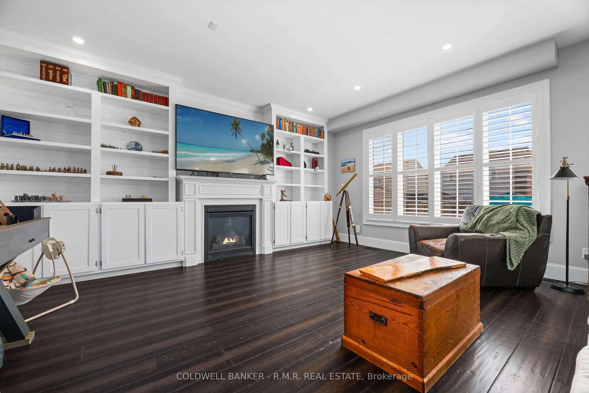 3 Don Hadden Crescent