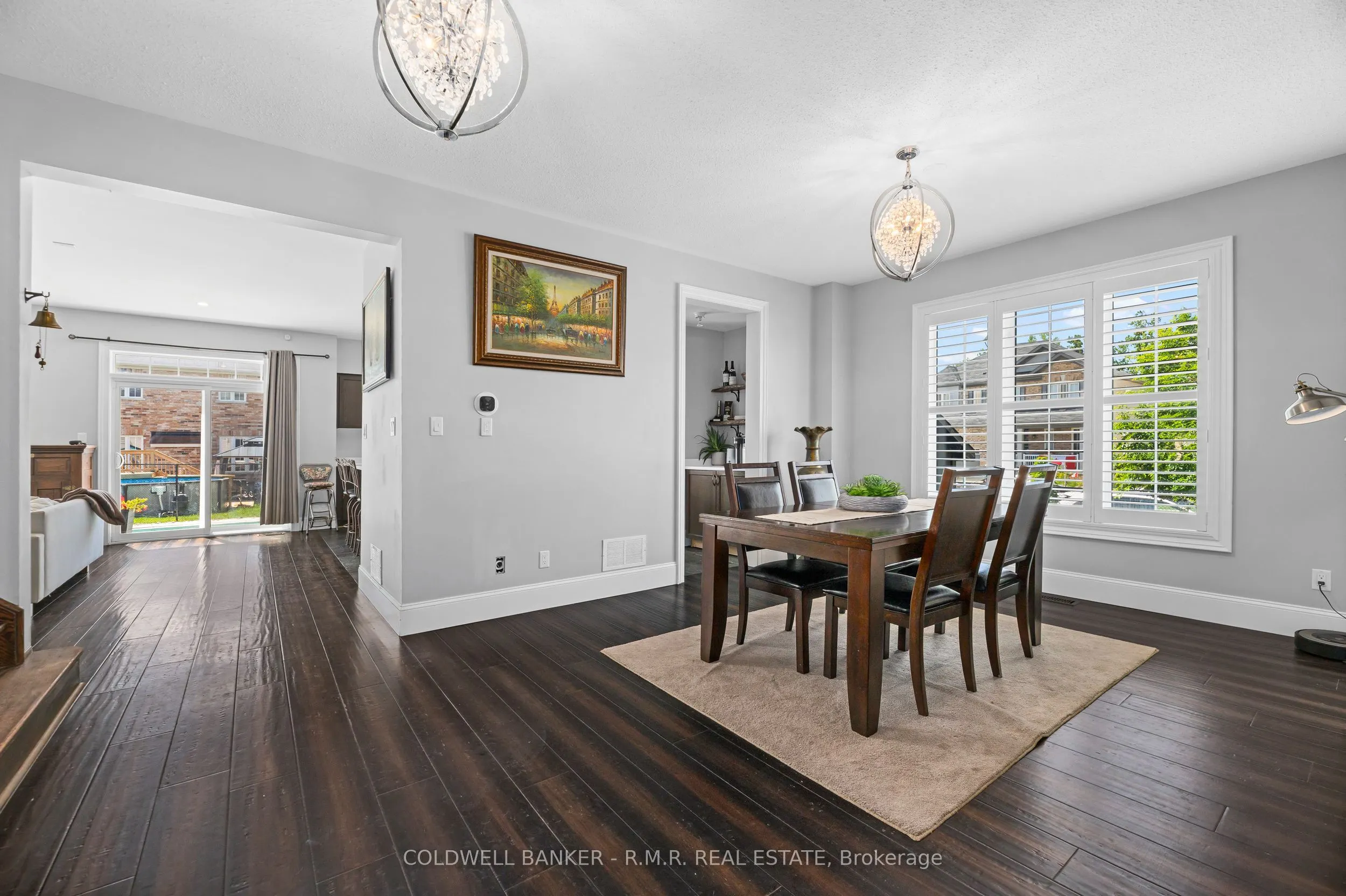 3 Don Hadden Crescent