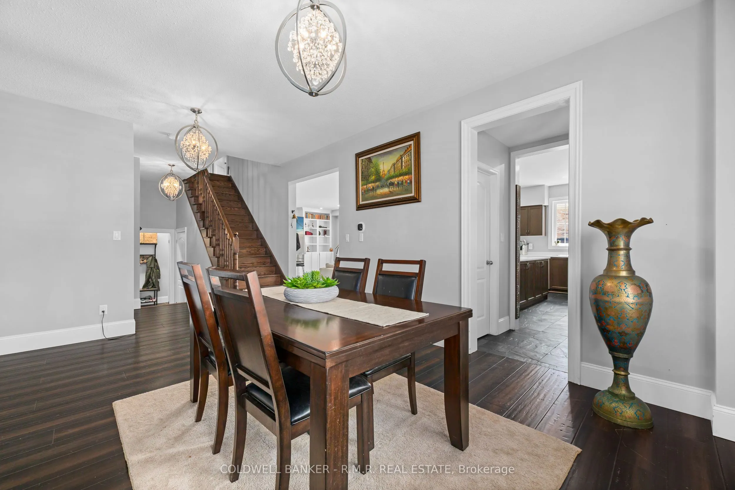 3 Don Hadden Crescent
